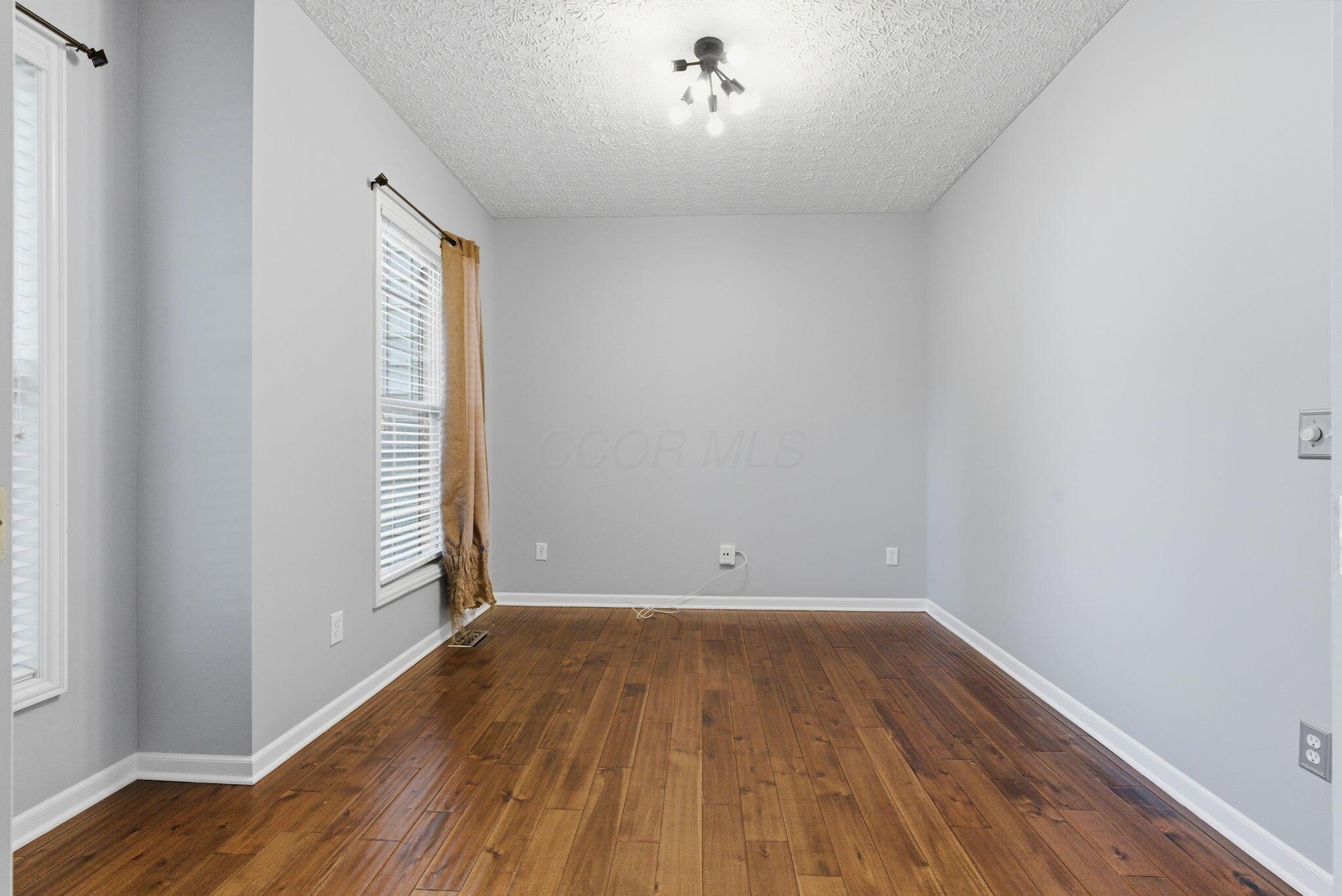 452 Sunridge Drive Property Photo 28