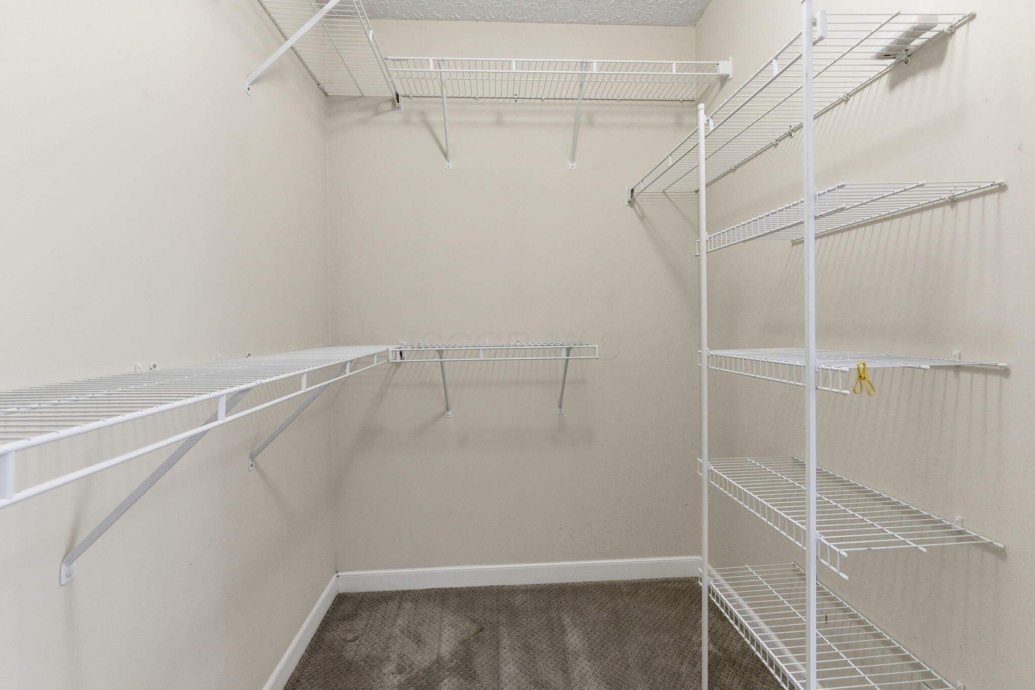 452 Sunridge Drive Property Photo 44