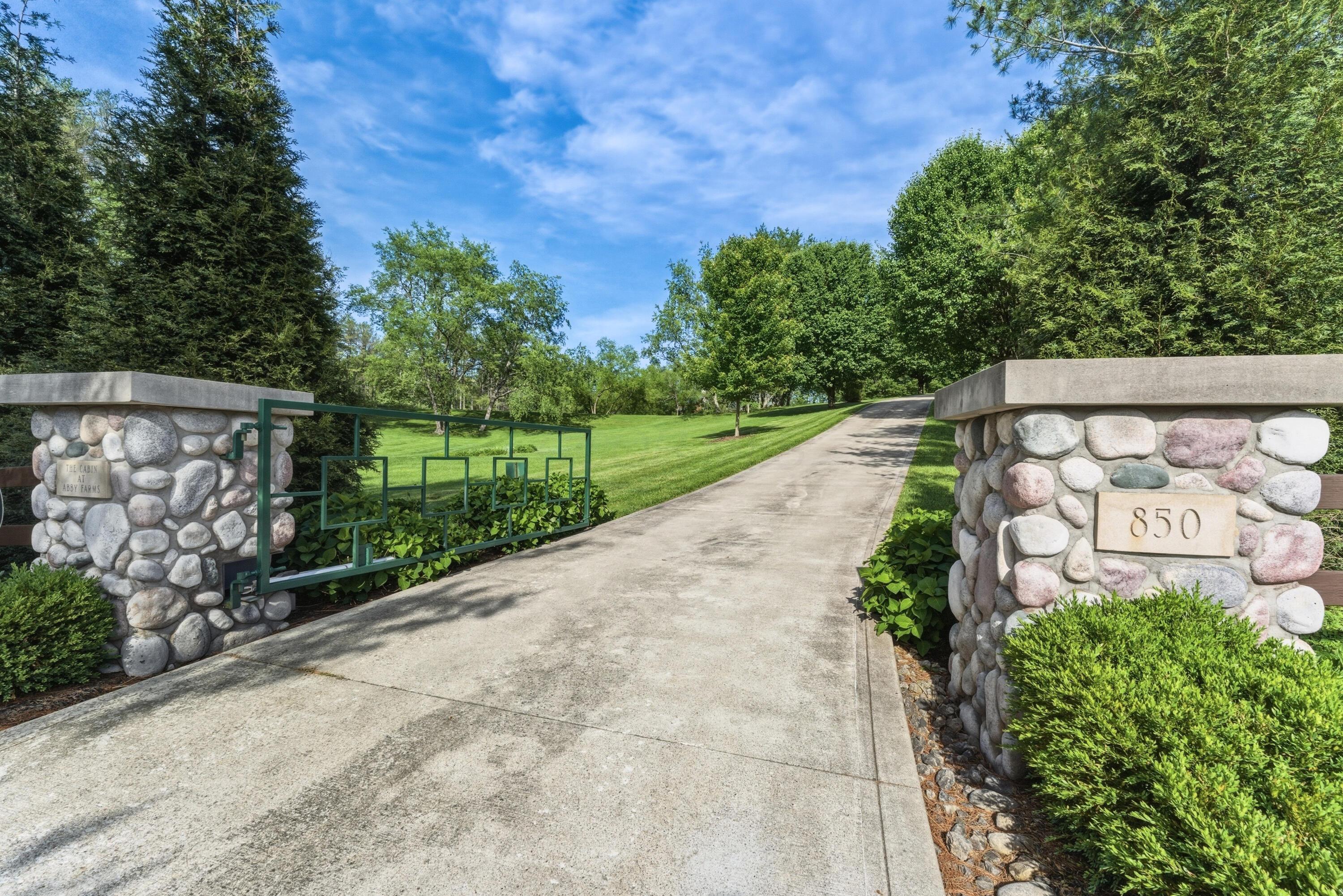 850 State Route 681 S Property Photo 77