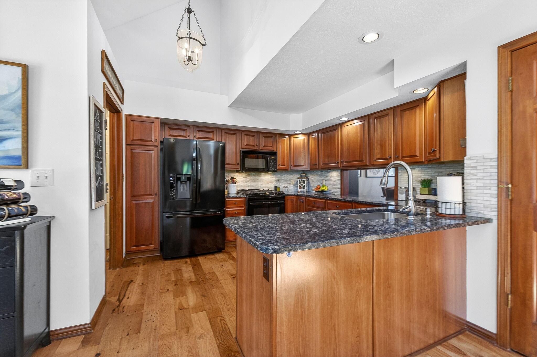 1338 Advent Court Property Photo 13