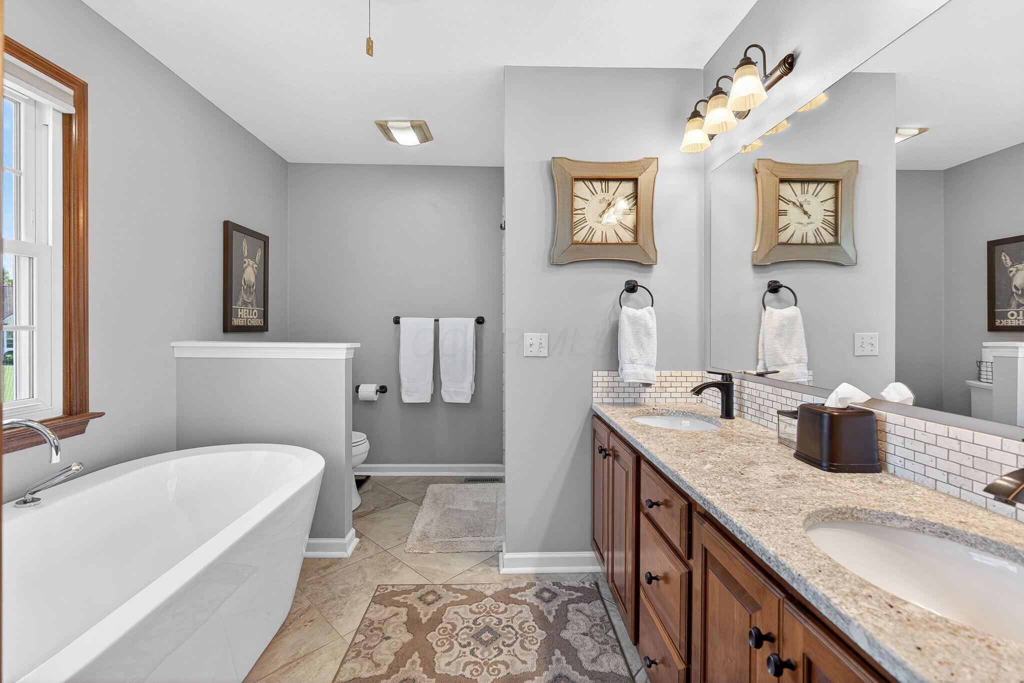 1338 Advent Court Property Photo 29