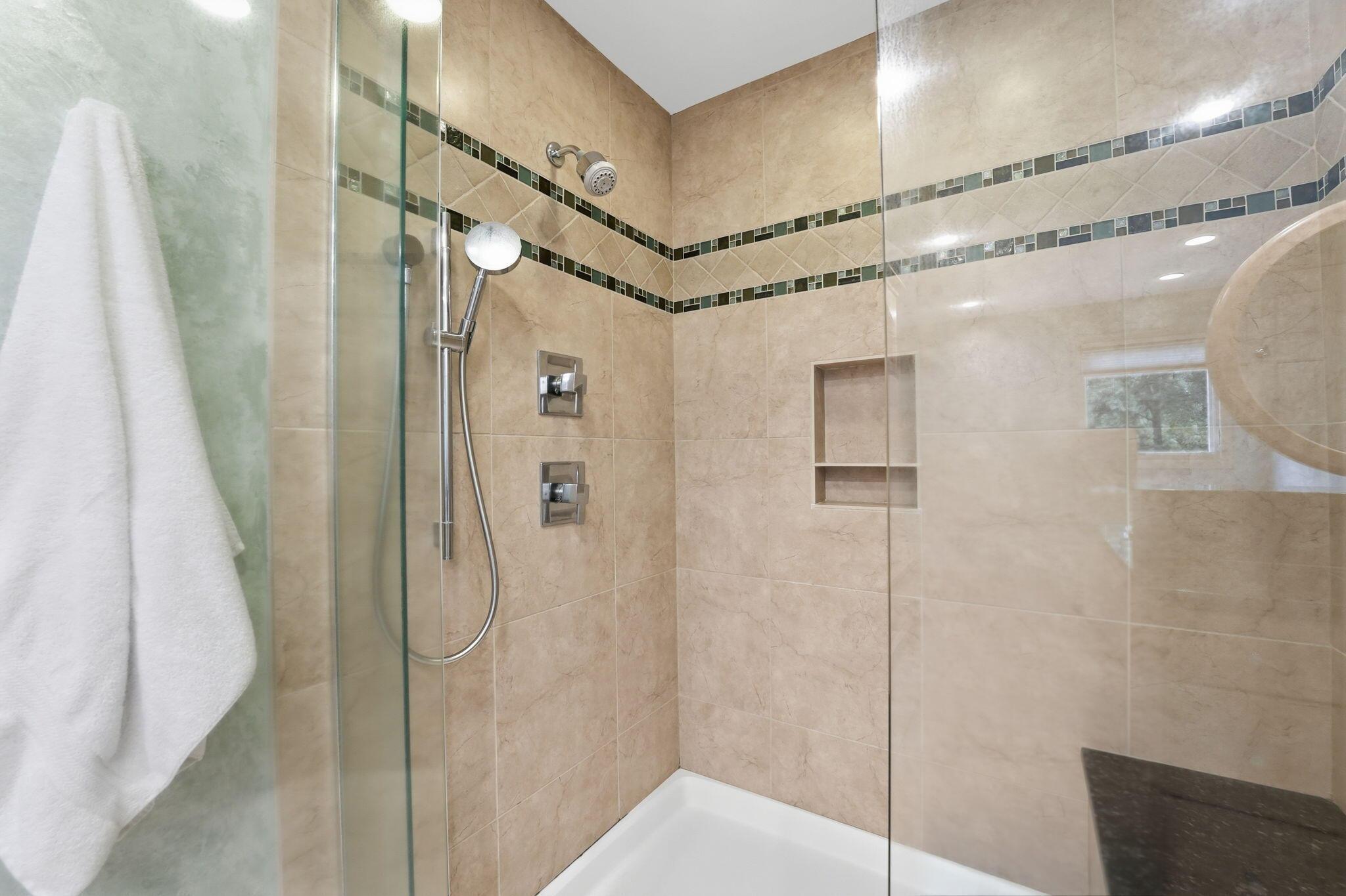 1423 Windrush Circle Property Photo 25