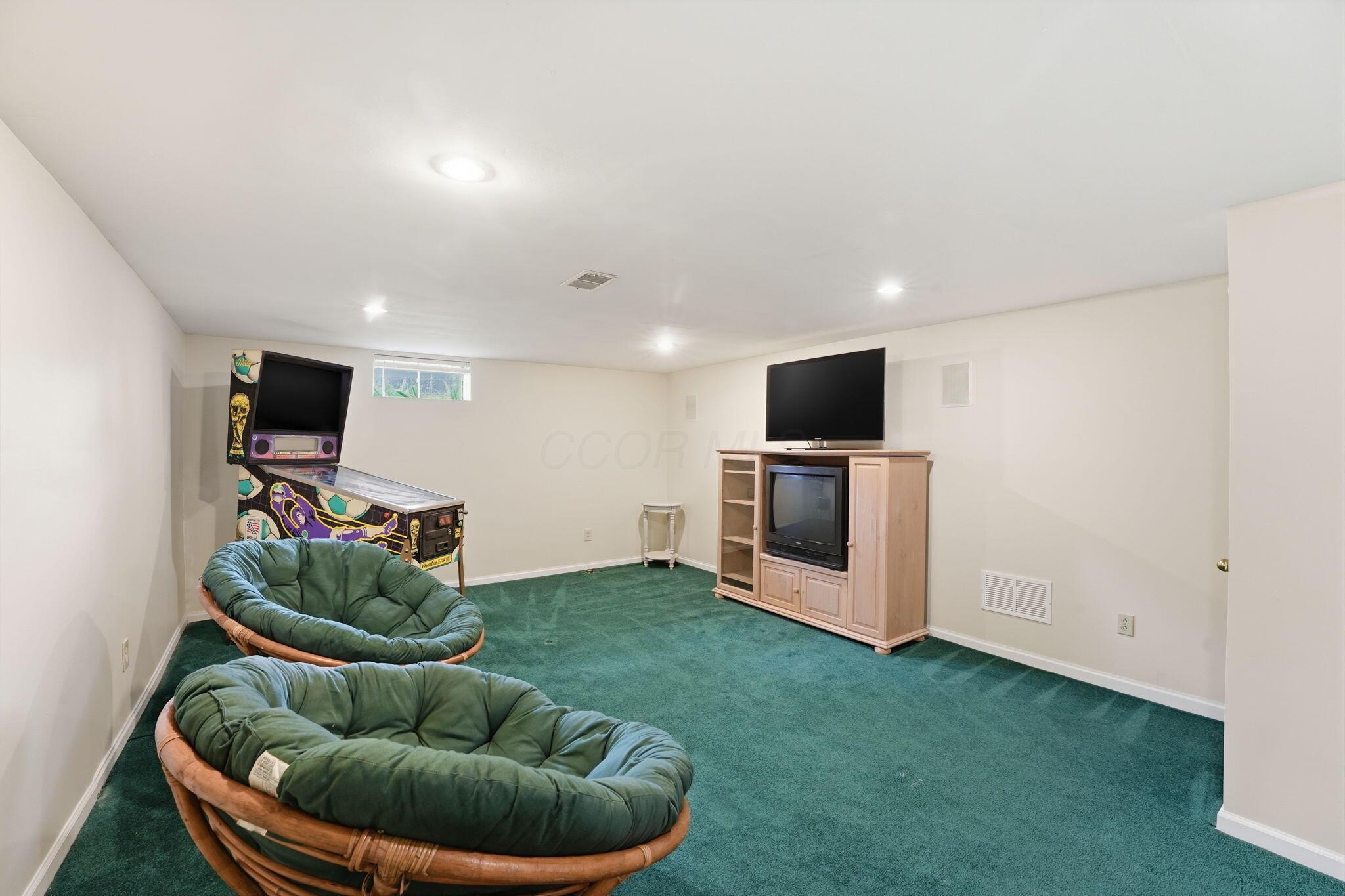 1423 Windrush Circle Property Photo 39