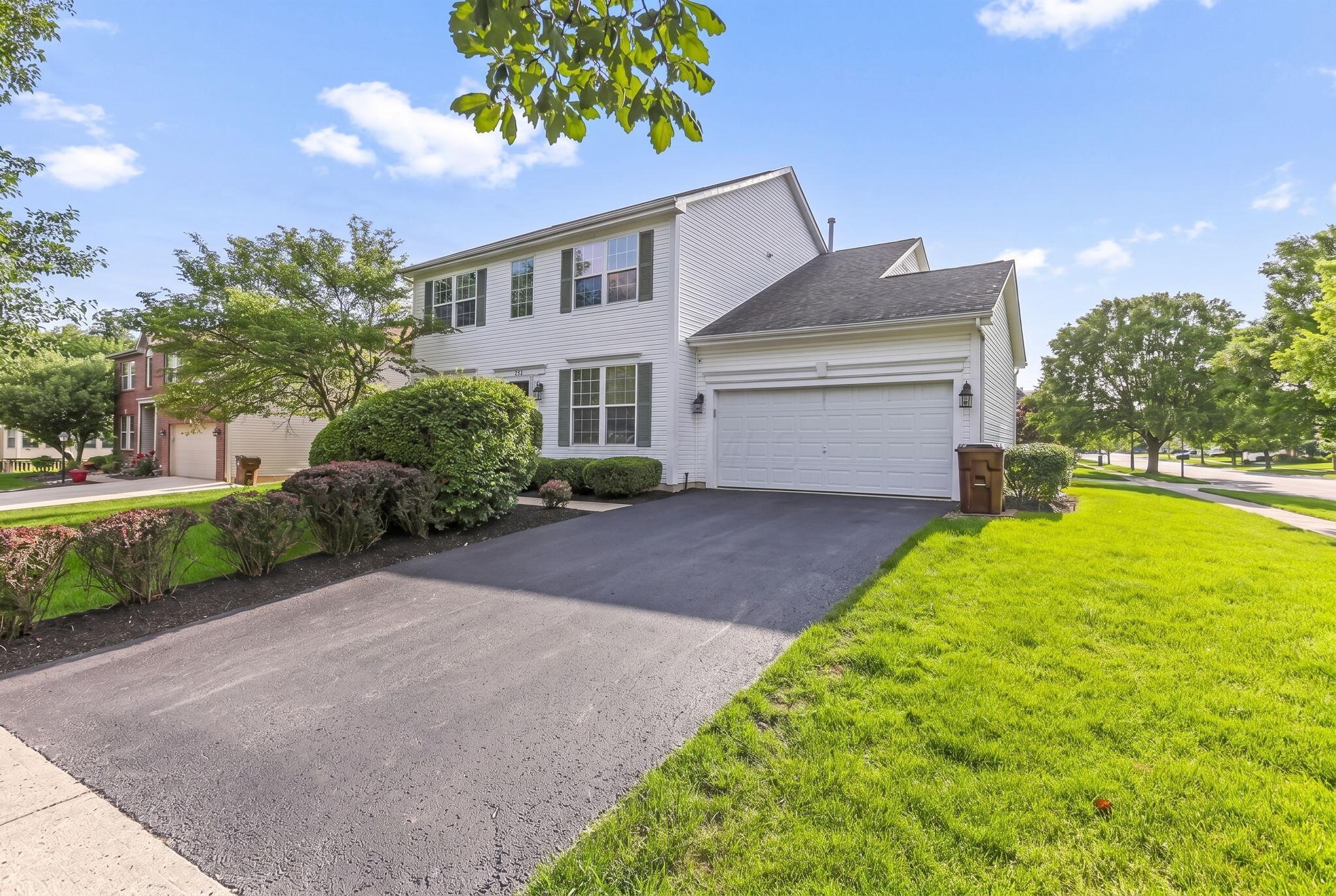 564 Stonebridge Boulevard Property Photo 4