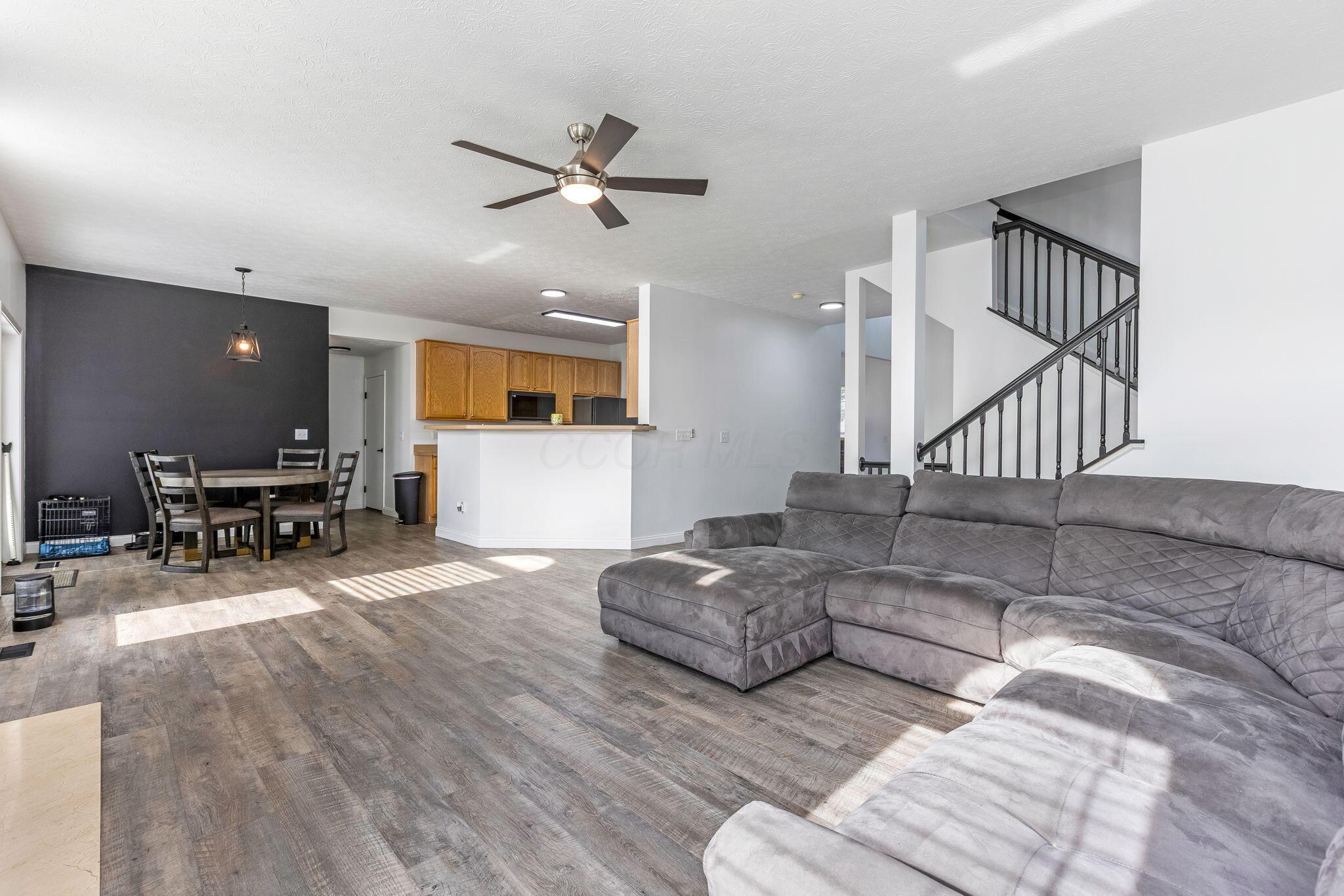 564 Stonebridge Boulevard Property Photo 8