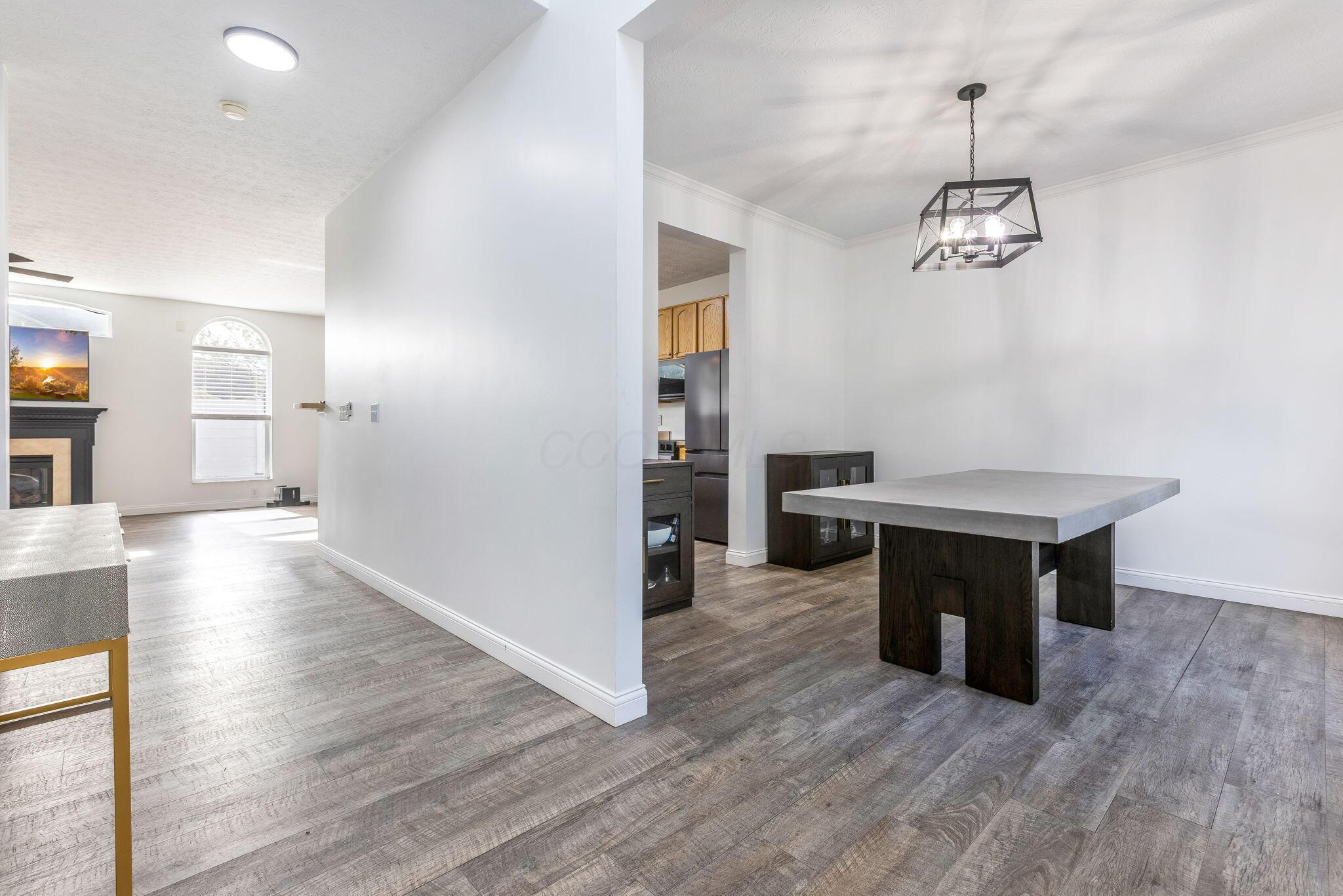 564 Stonebridge Boulevard Property Photo 15