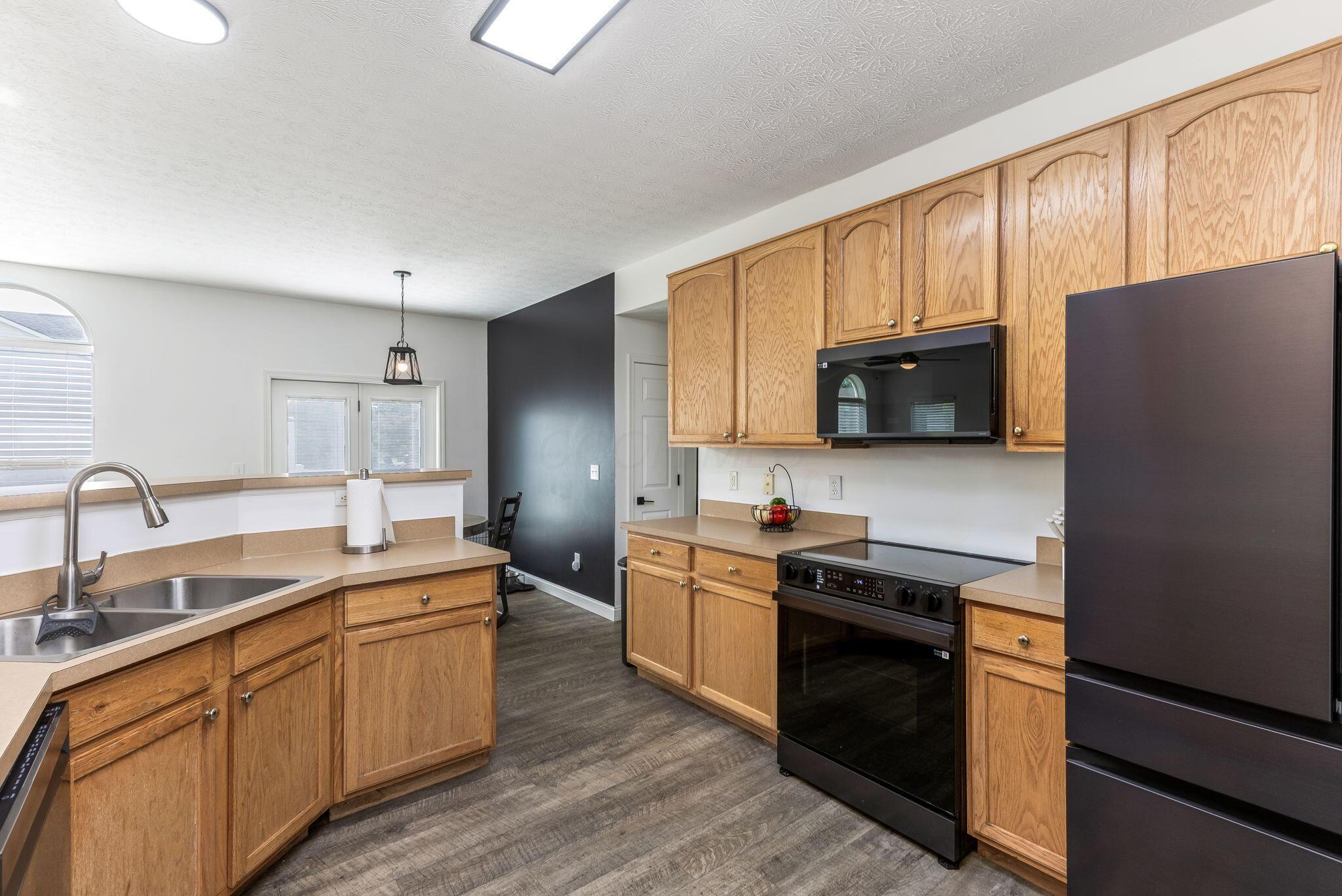 564 Stonebridge Boulevard Property Photo 21