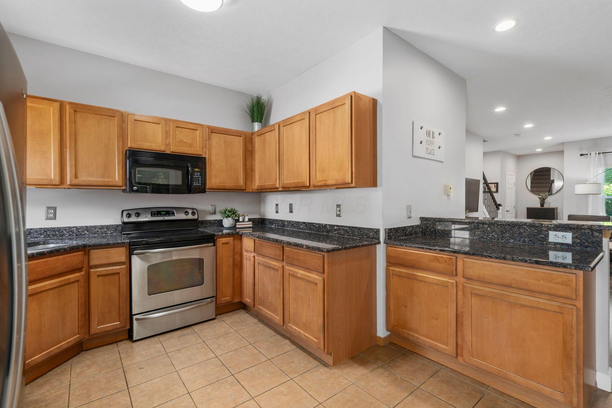 171 W Case Street Property Photo 9