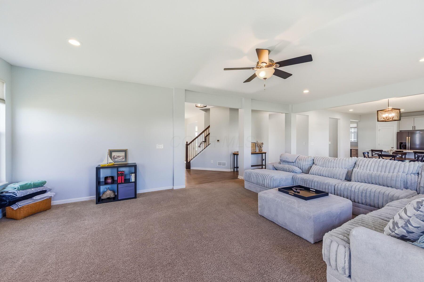 303 Ben Curtis Drive Property Photo 13