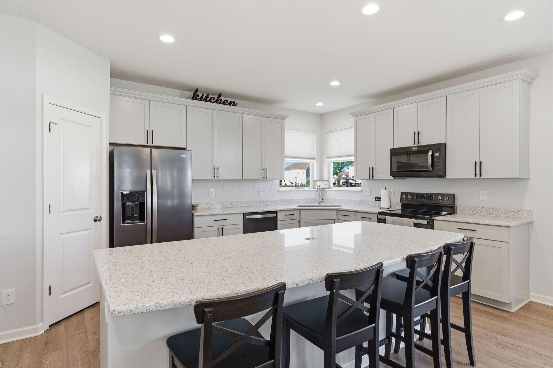 303 Ben Curtis Drive Property Photo 17