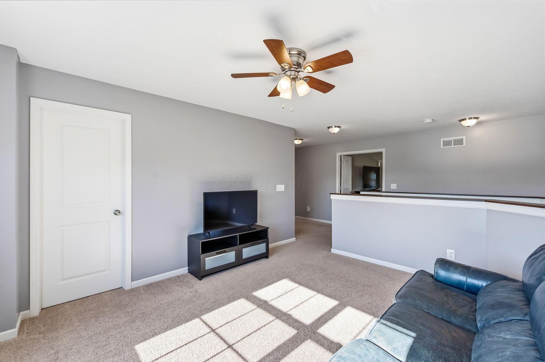 303 Ben Curtis Drive Property Photo 30