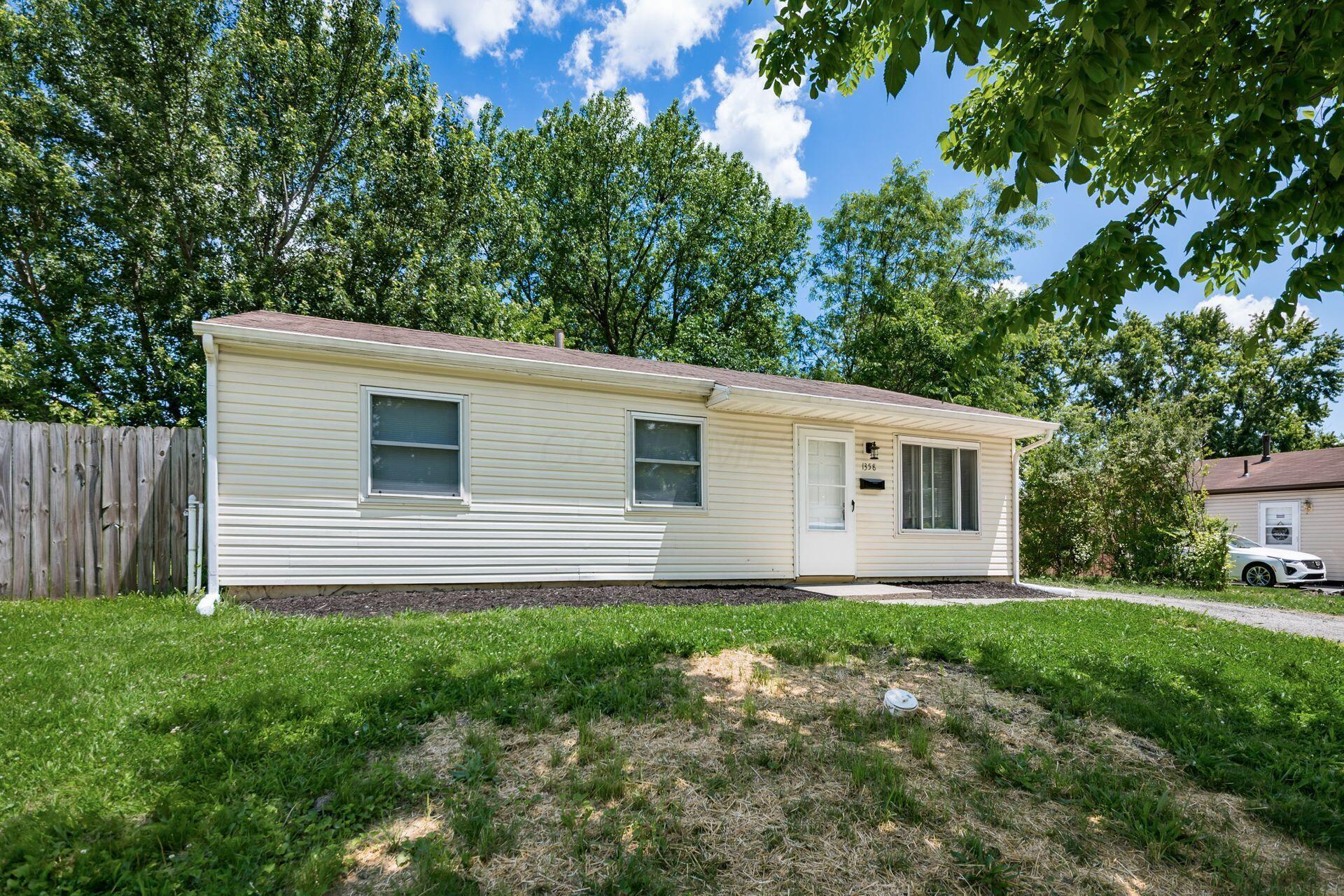 1358 Brookcliff Avenue Property Photo 1