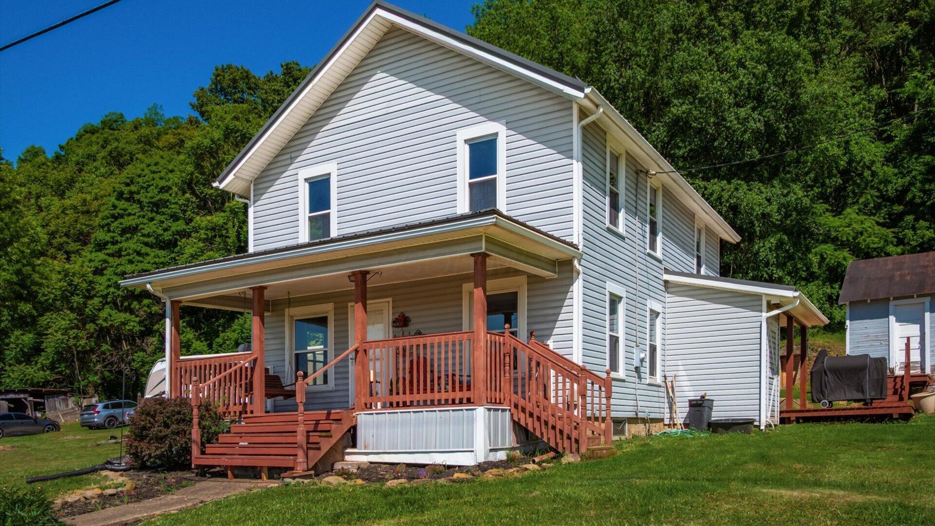 9945 Raiders Road Property Photo 1