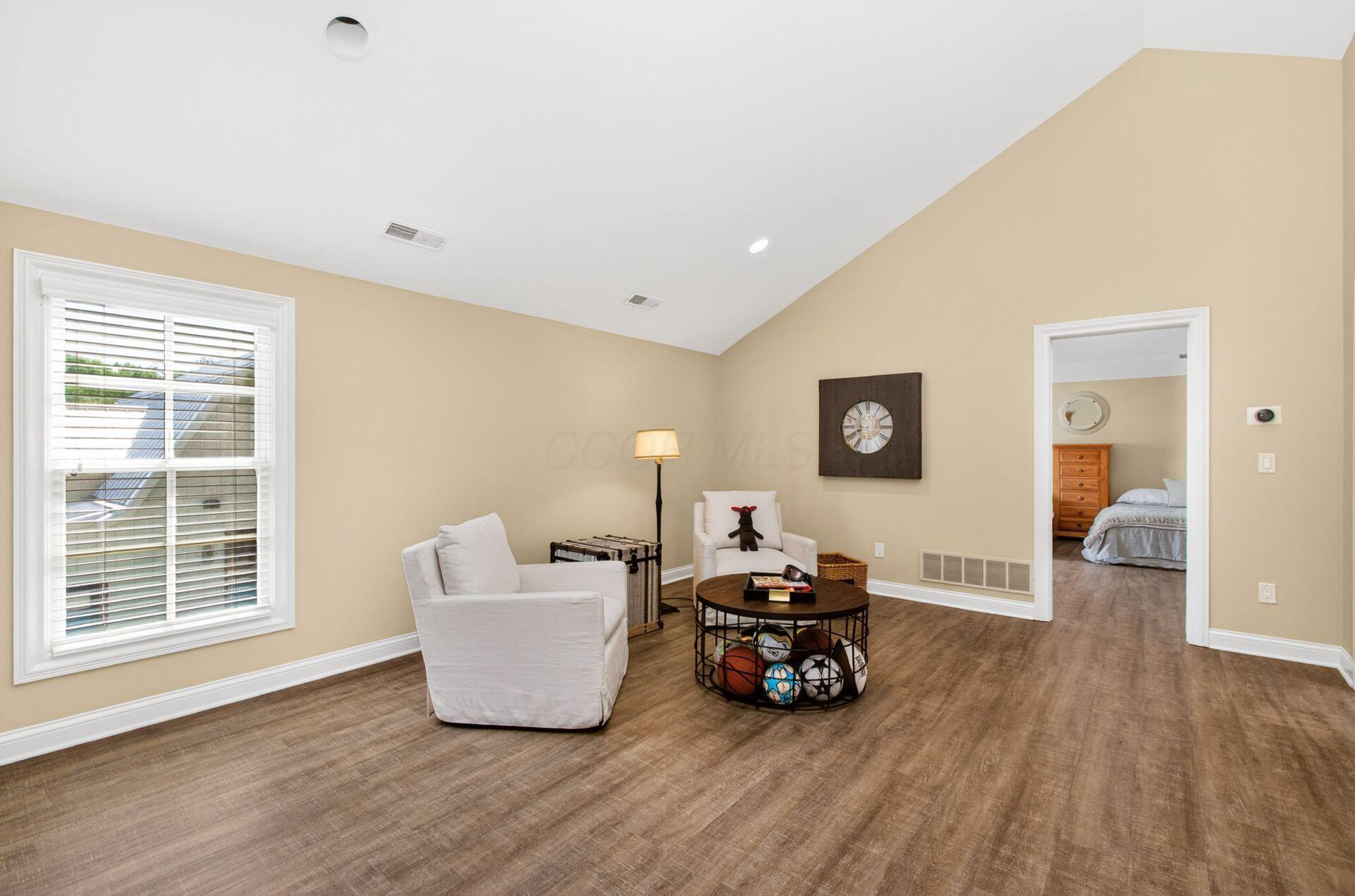 7747 Sutton Place Property Photo 35
