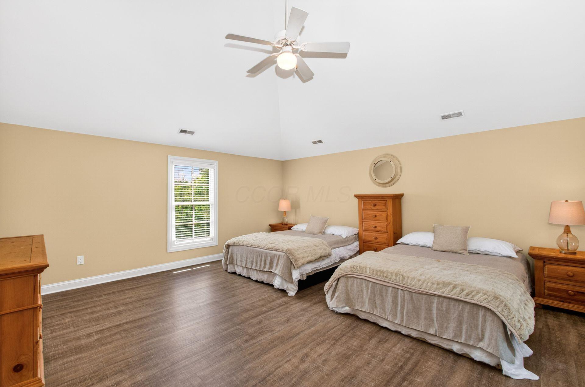 7747 Sutton Place Property Photo 41