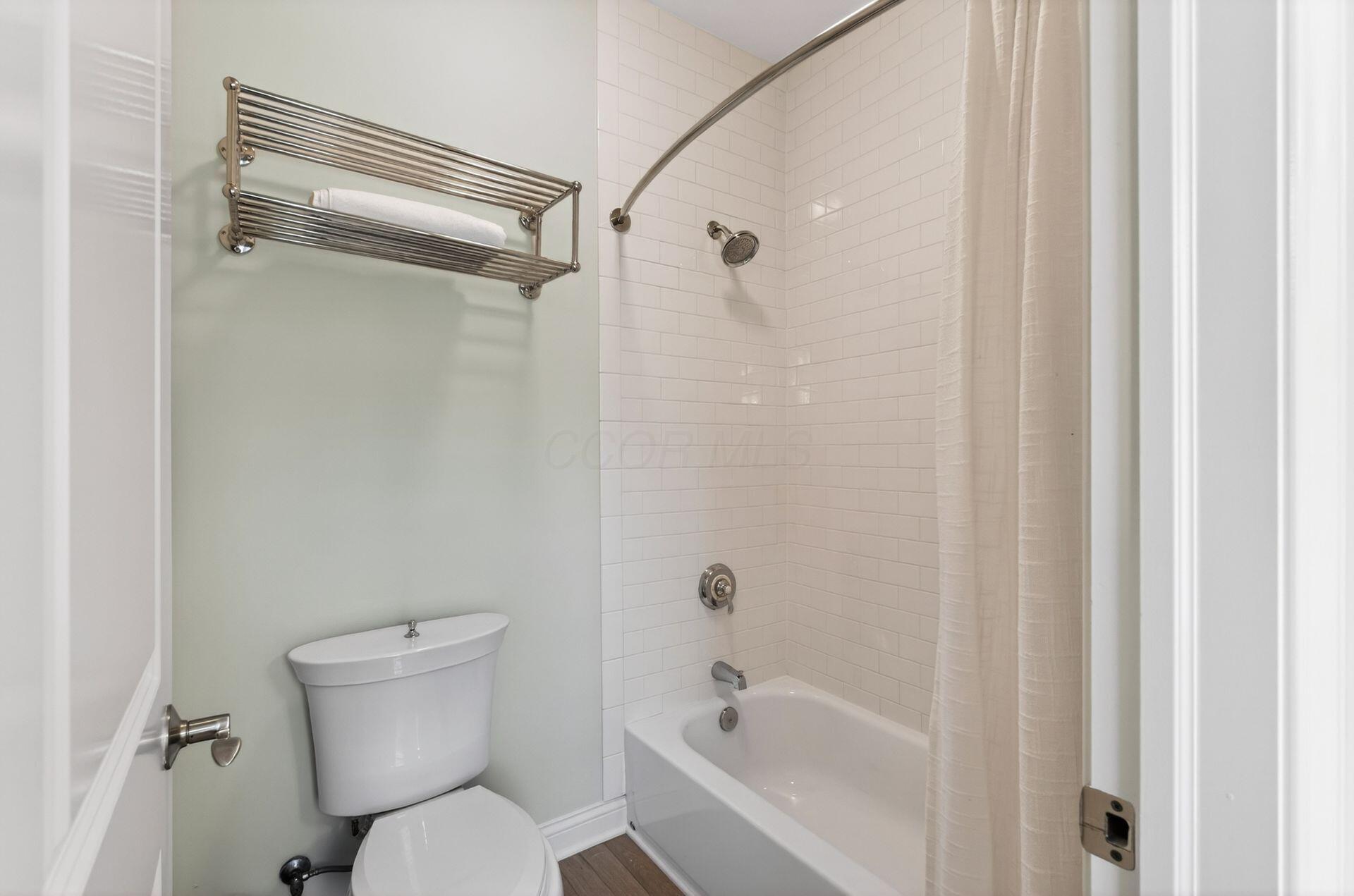 7747 Sutton Place Property Photo 59