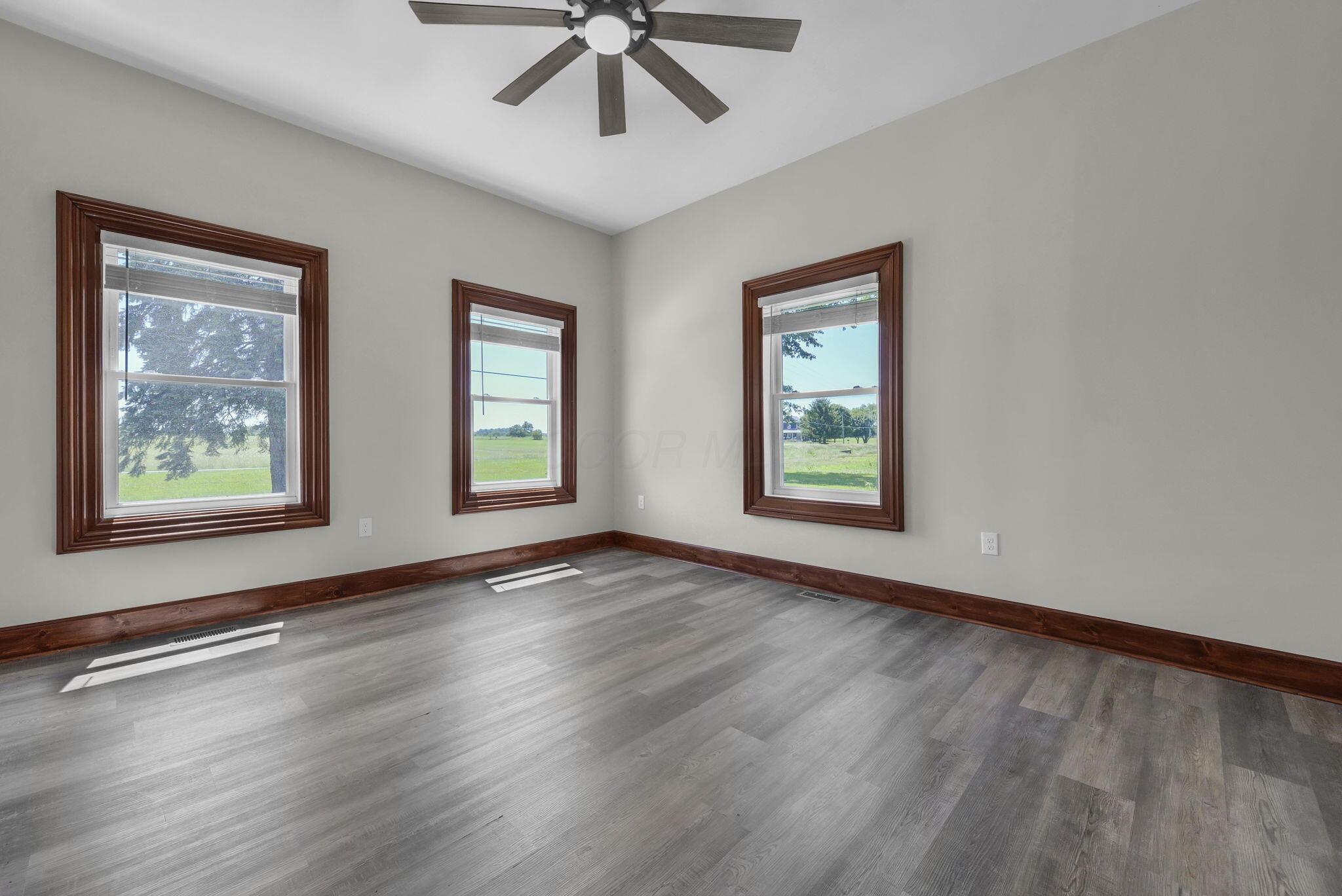 17520 Ohio 161 Property Photo 9
