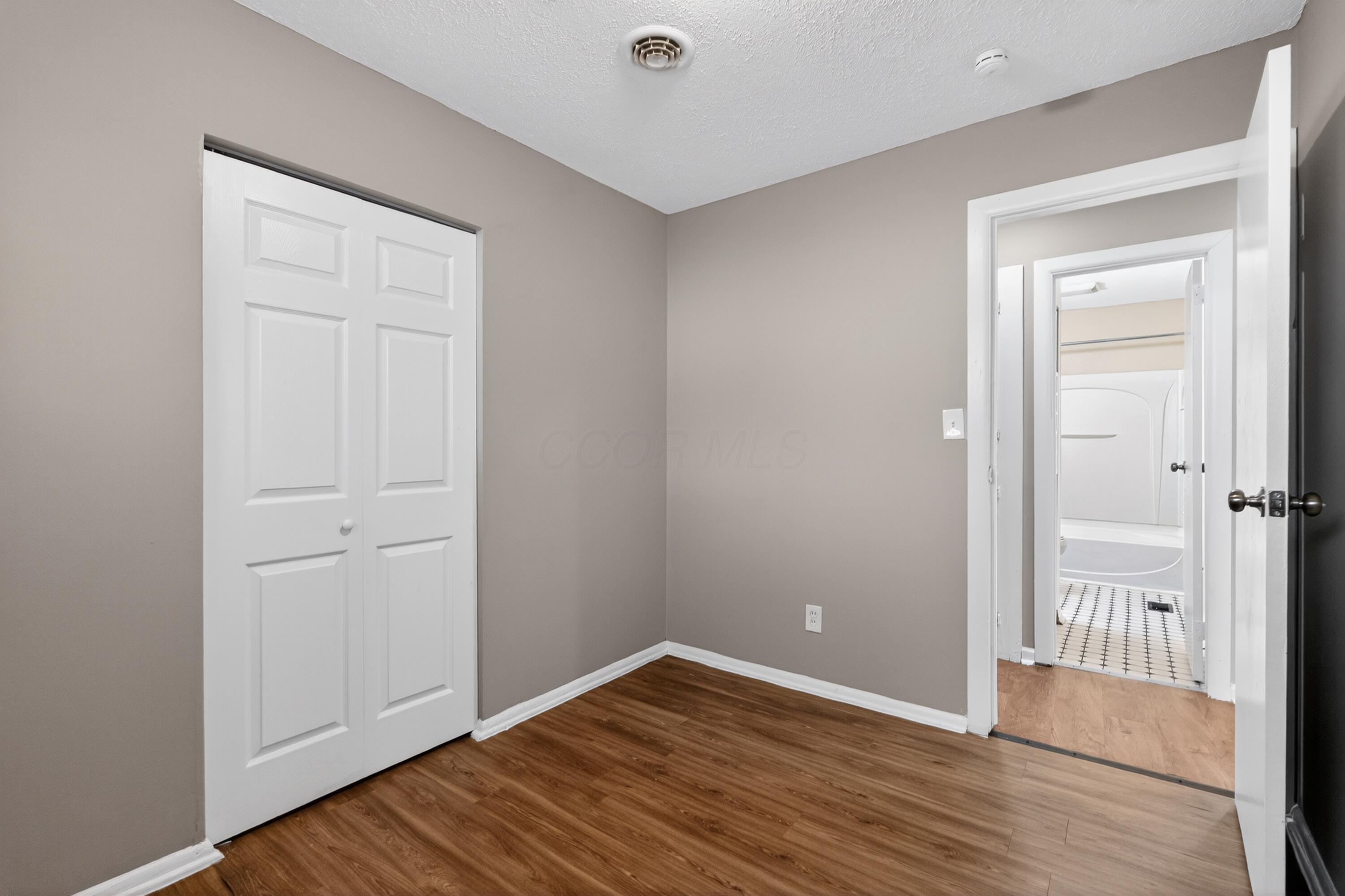 1572 Northridge Road Property Photo 25