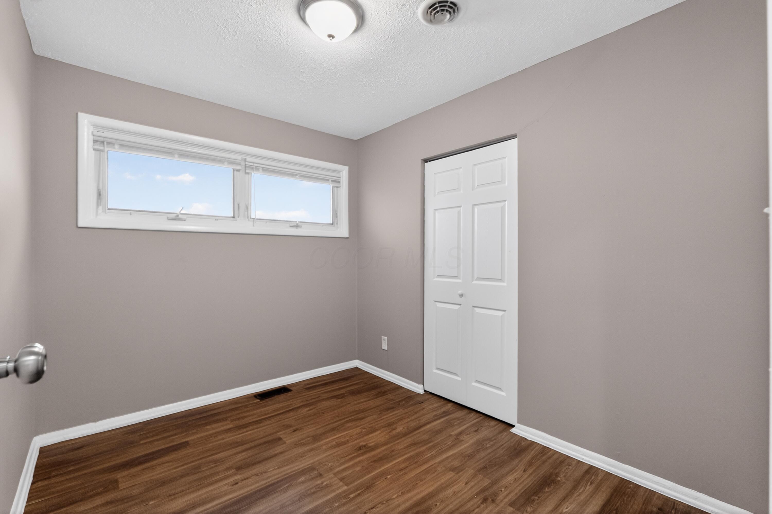 1572 Northridge Road Property Photo 26