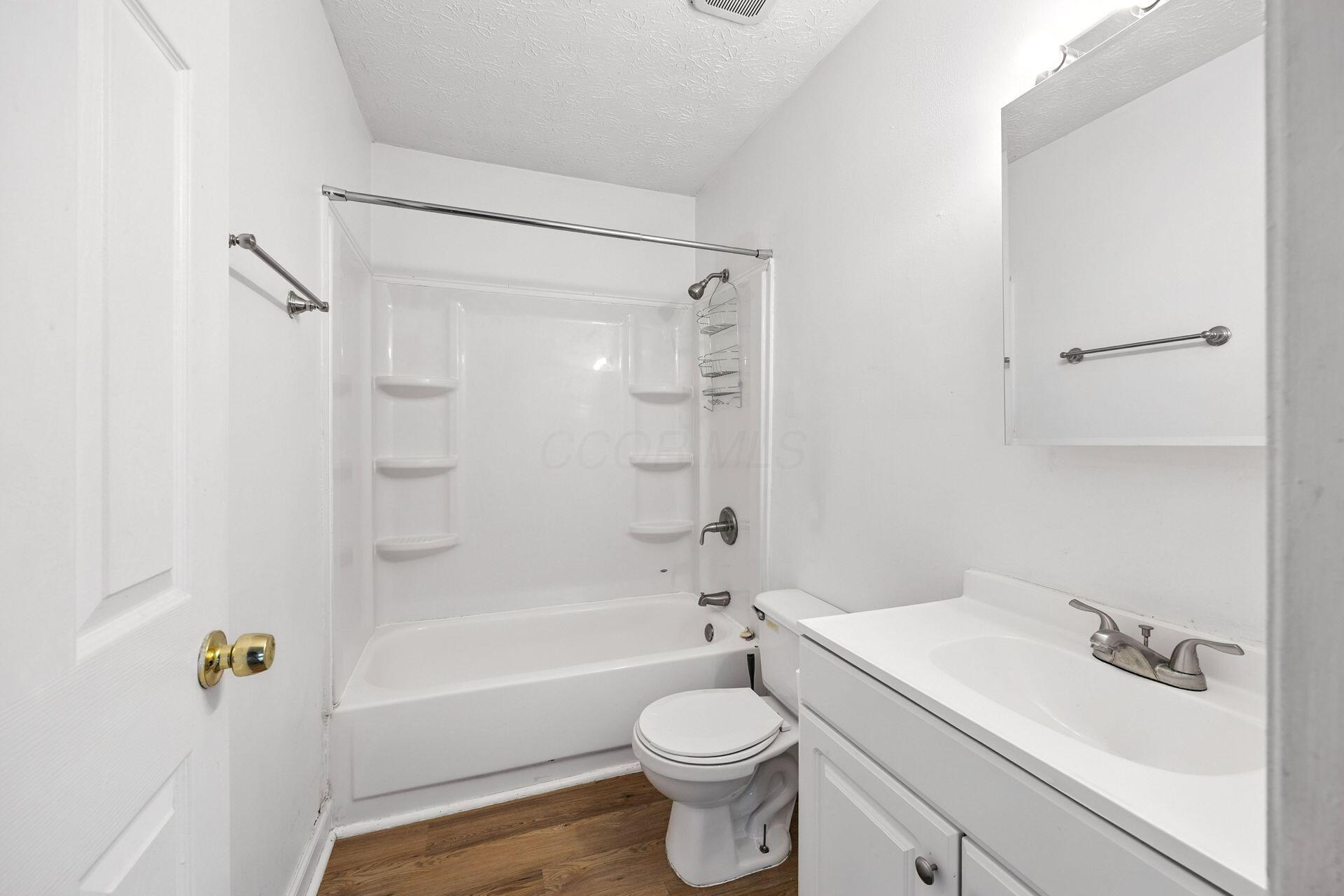432 E 14th Avenue Property Photo 28