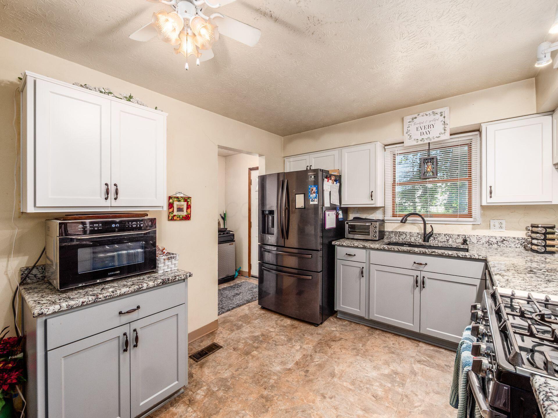 3267 Castleton Street Property Photo 5