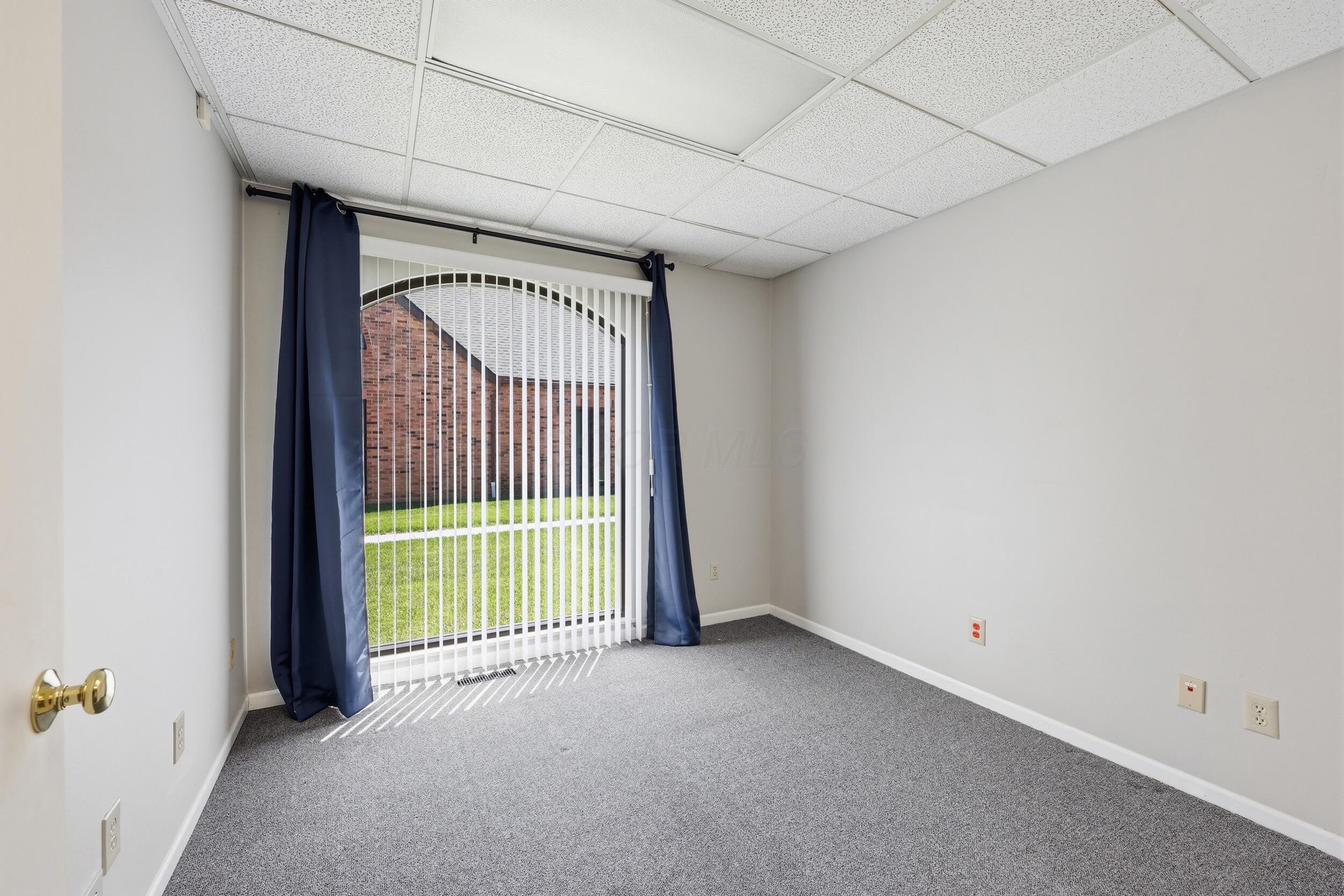 1287 Worthington Woods Boulevard Property Photo 11