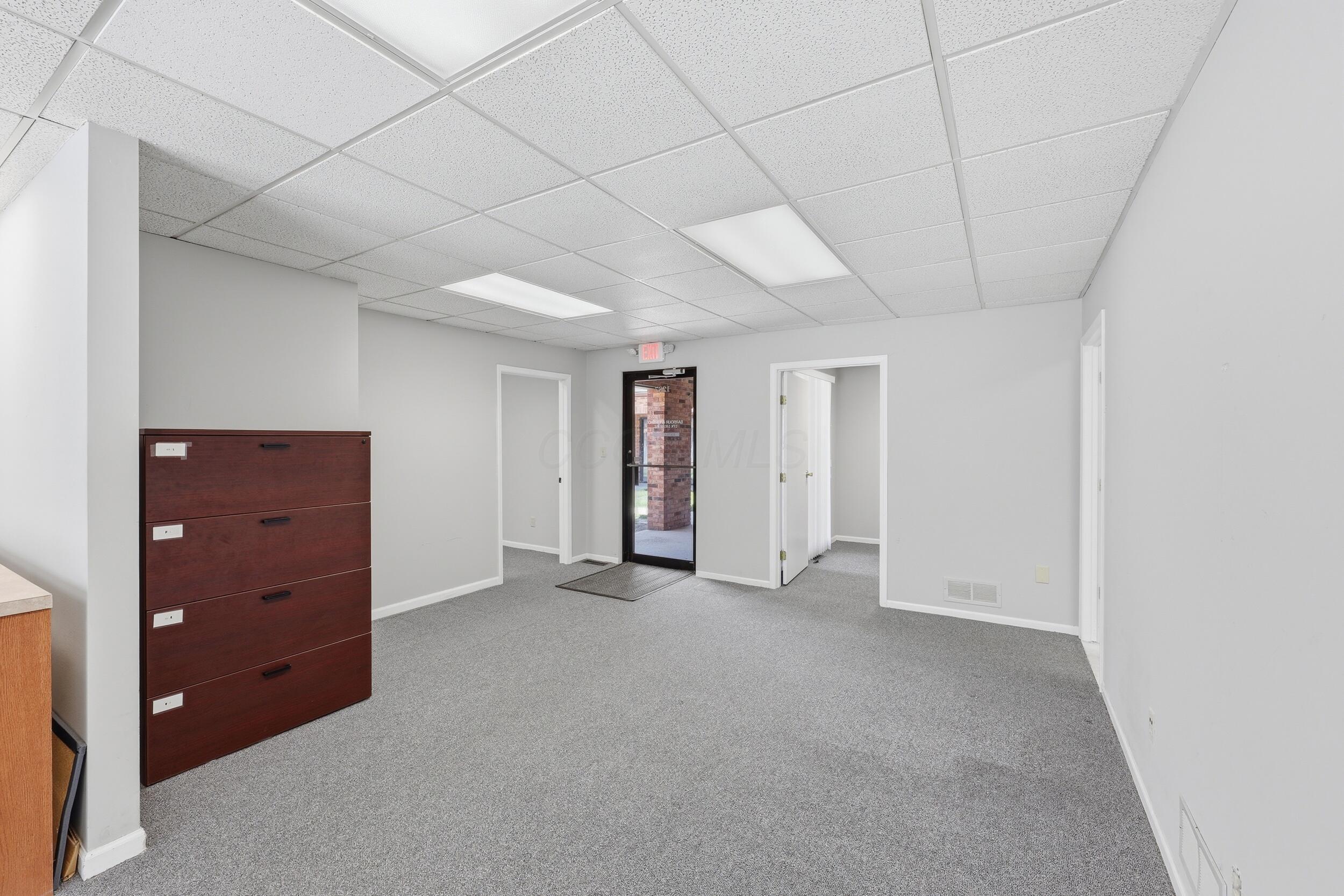 1287 Worthington Woods Boulevard Property Photo 17