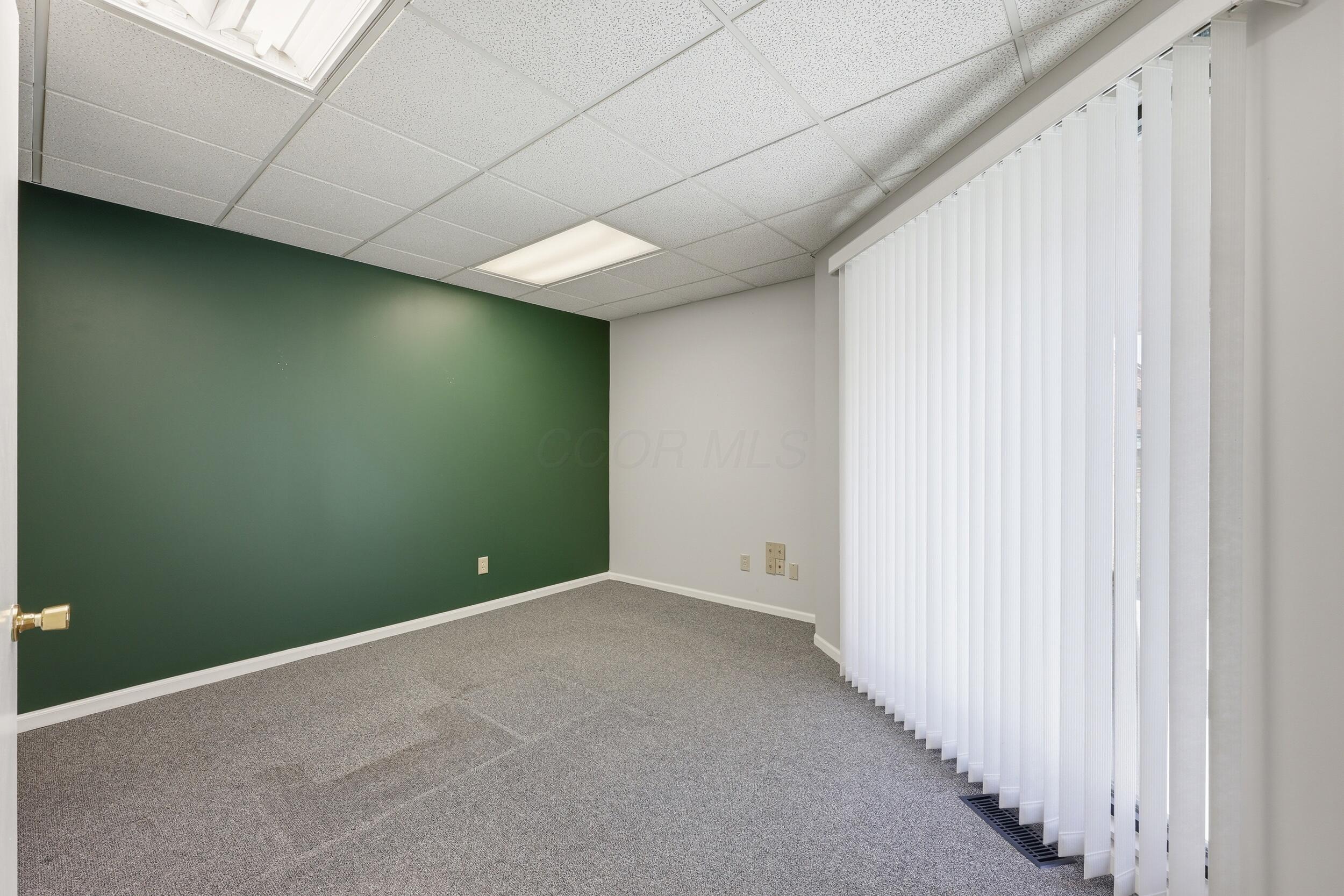 1287 Worthington Woods Boulevard Property Photo 19