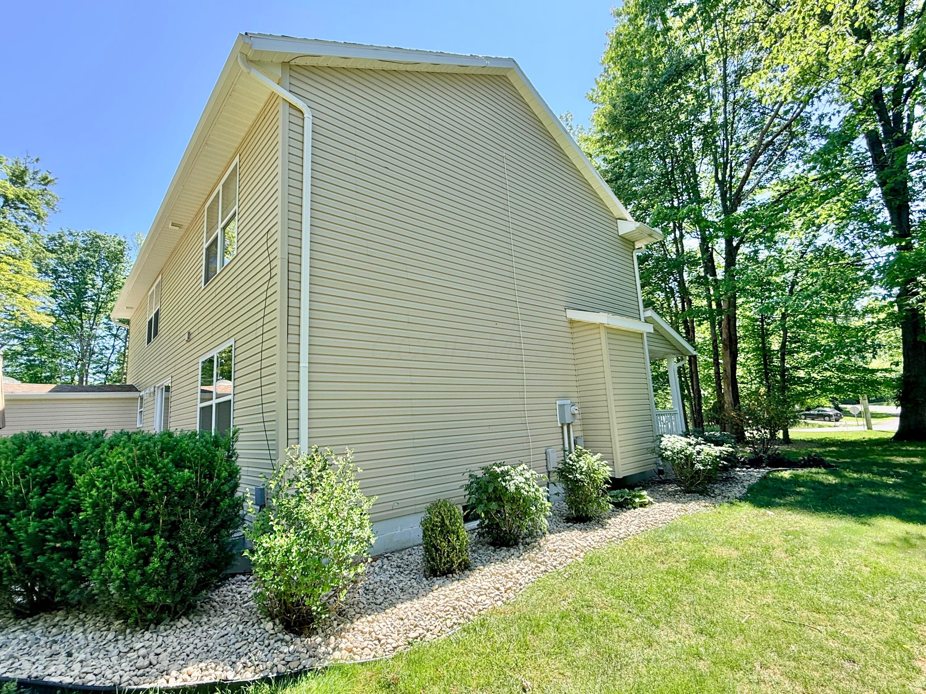 7326 State Route 19, Unit 2 Property Photo 6