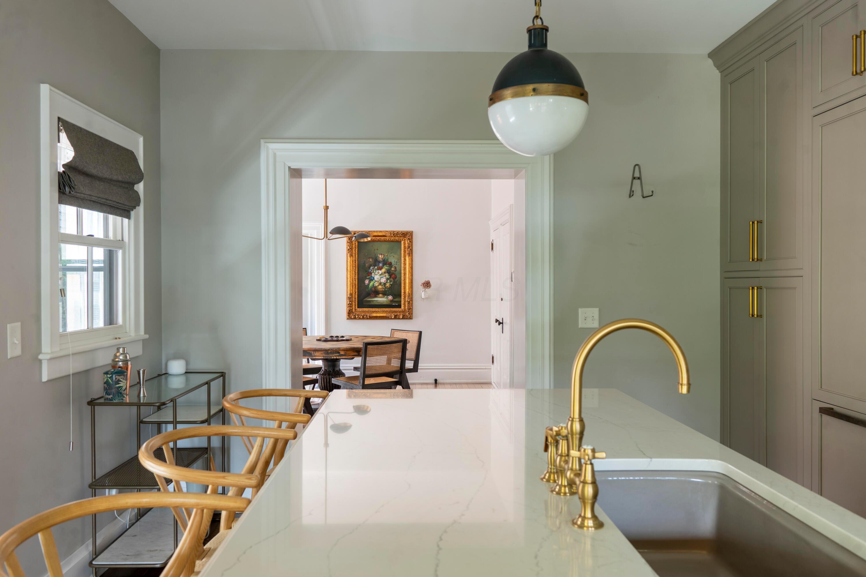 564 S 6th Street Property Photo 15