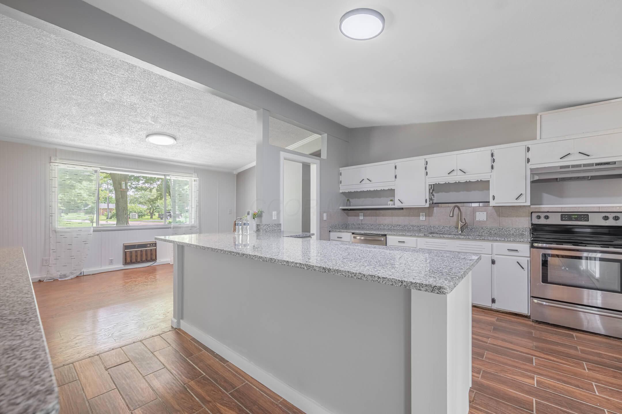 2617 Shadycrest Drive Property Photo 11