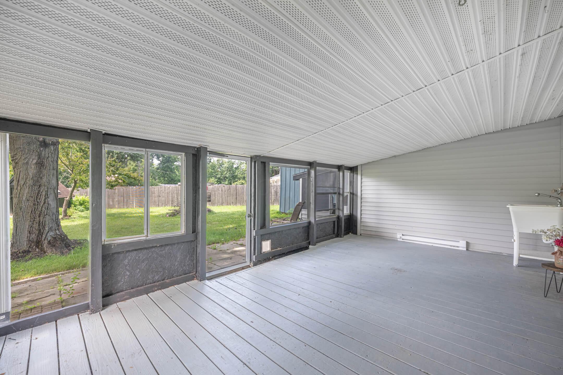 2617 Shadycrest Drive Property Photo 18