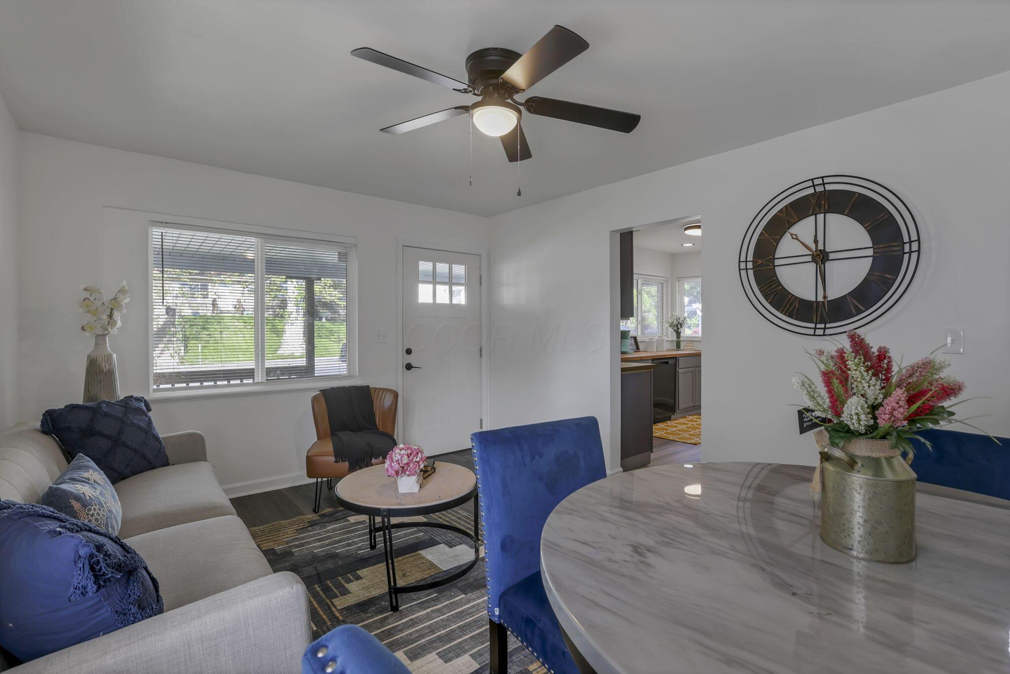 231 N Eureka Avenue Property Photo 9