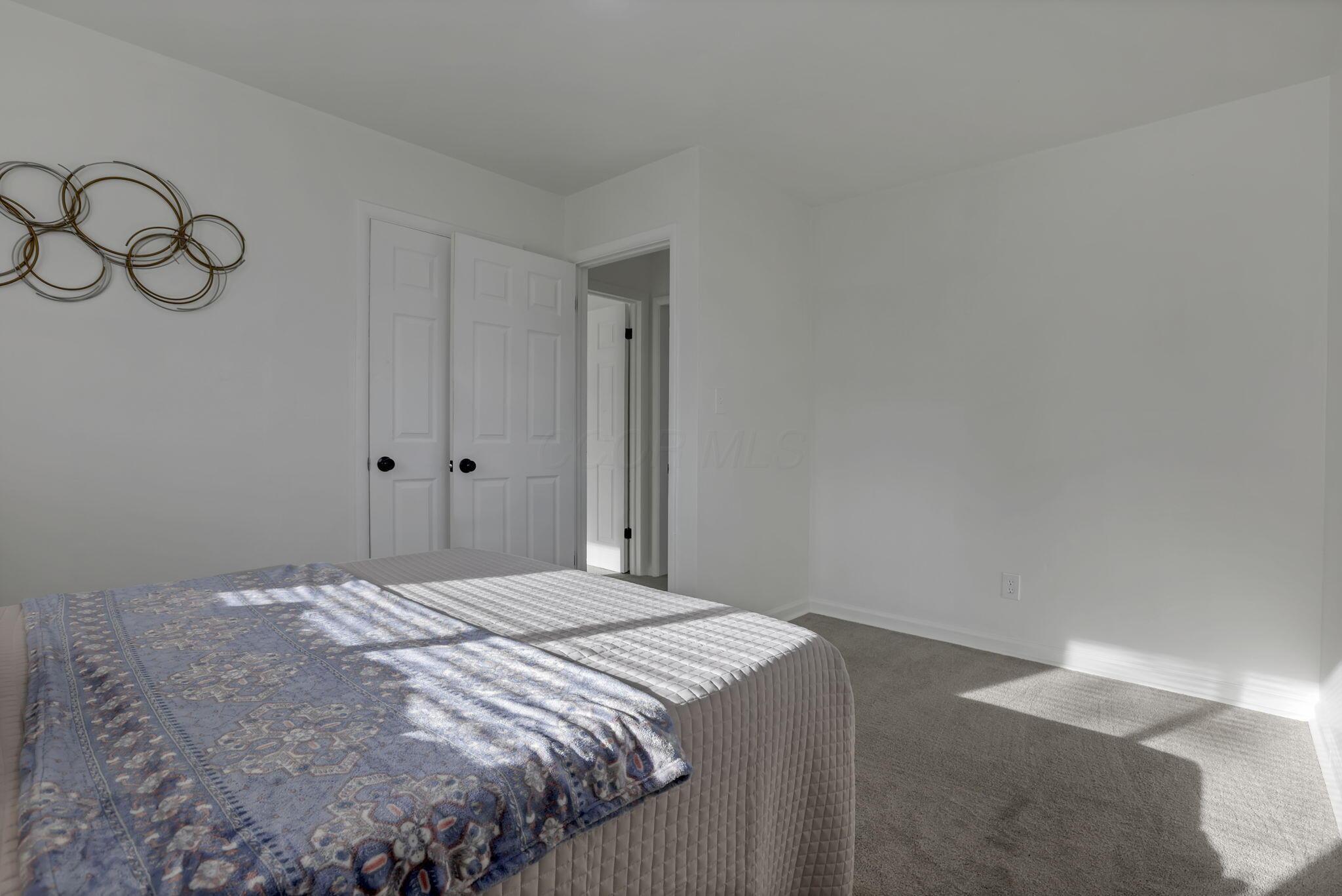 231 N Eureka Avenue Property Photo 21
