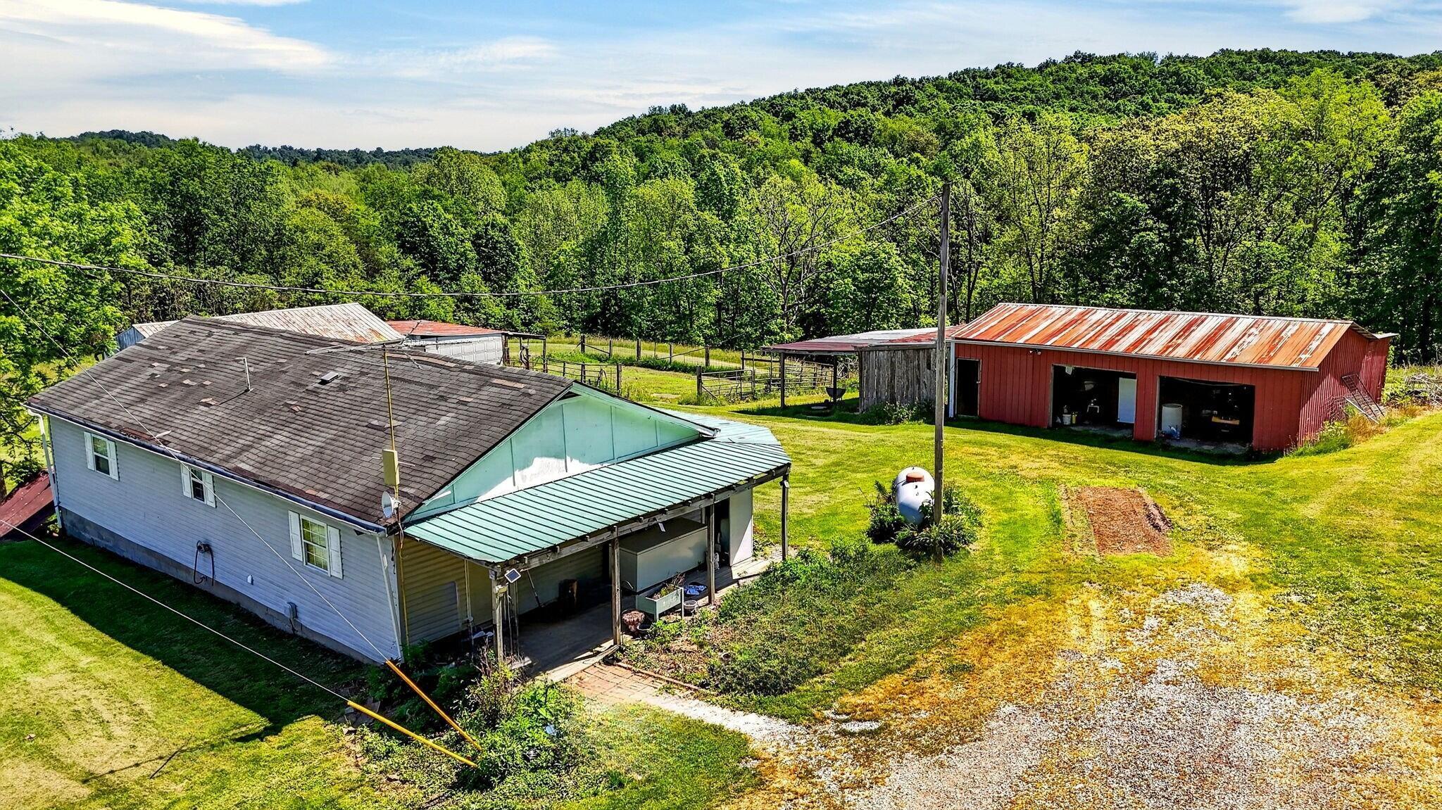 1788 Lenhart Road Property Photo 10