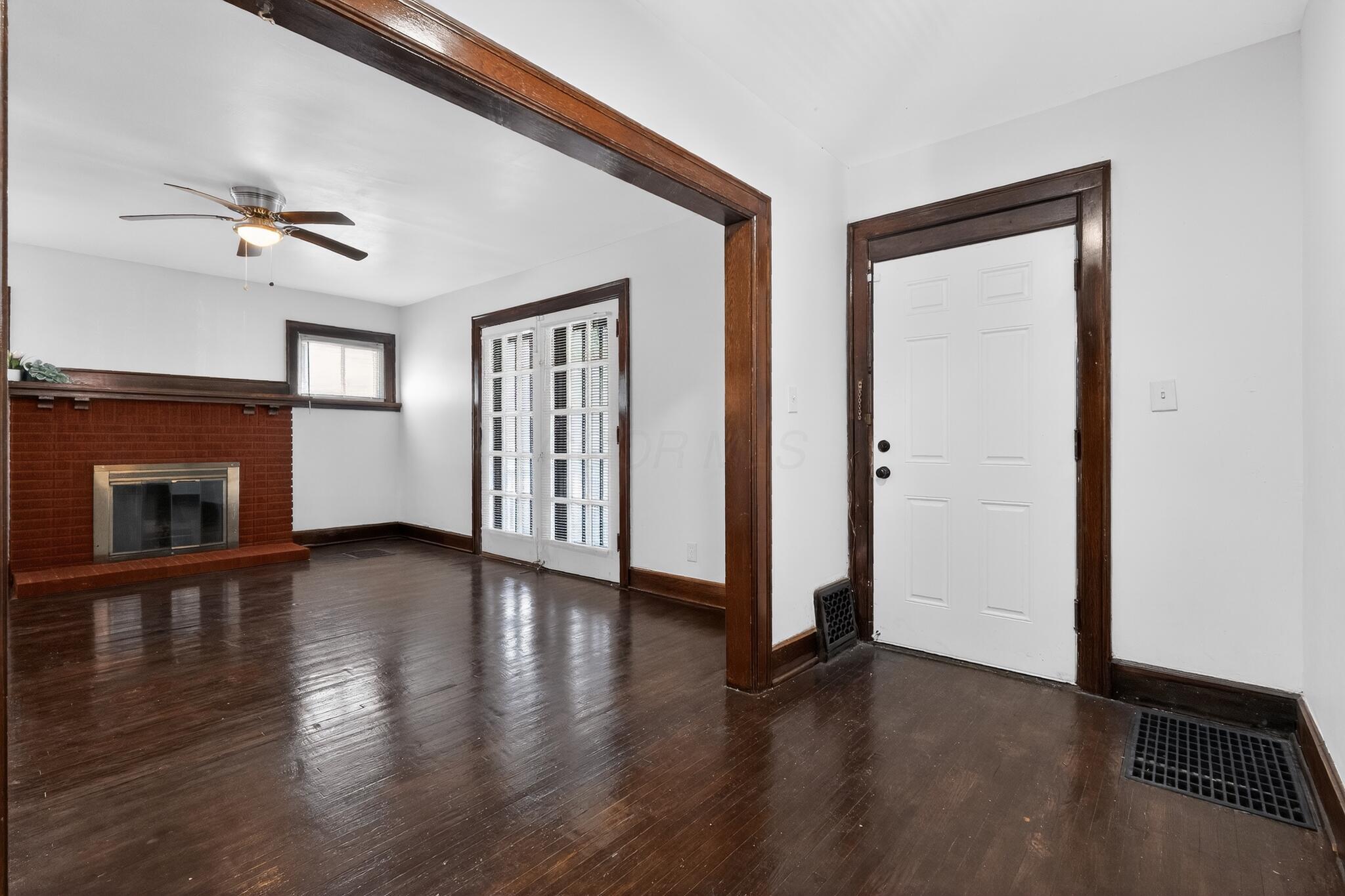904 Studer Avenue Property Photo 6