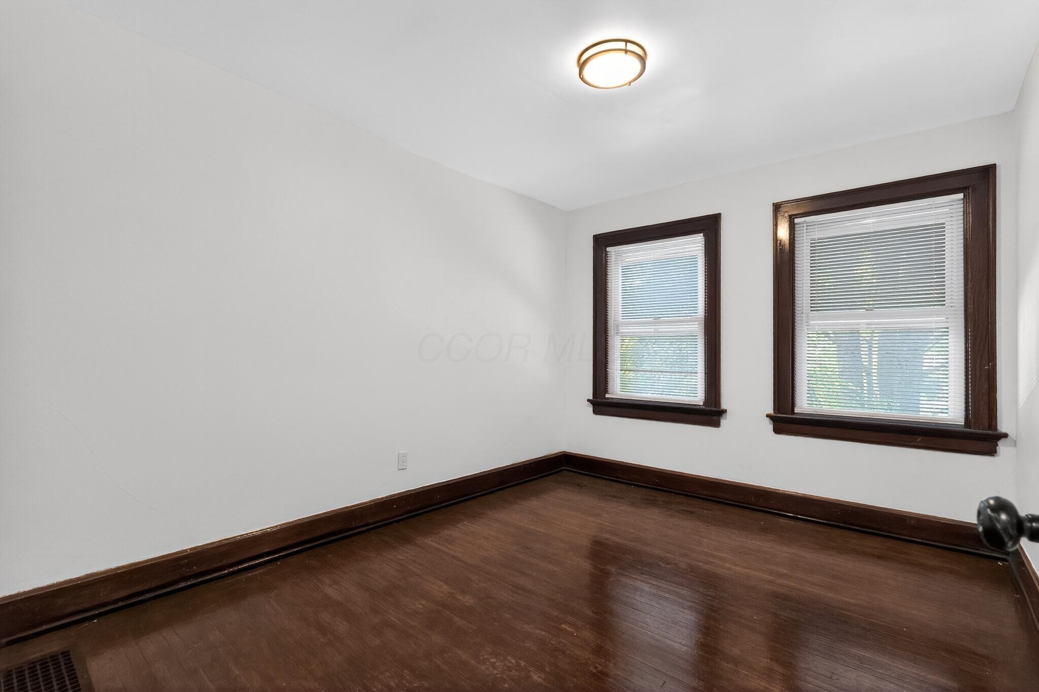 904 Studer Avenue Property Photo 20