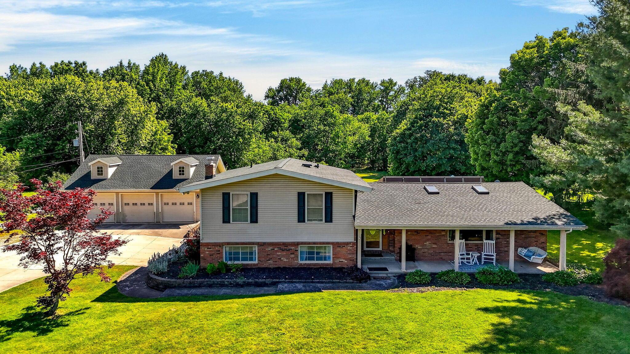 6303 Lithopolis Road Property Photo 1