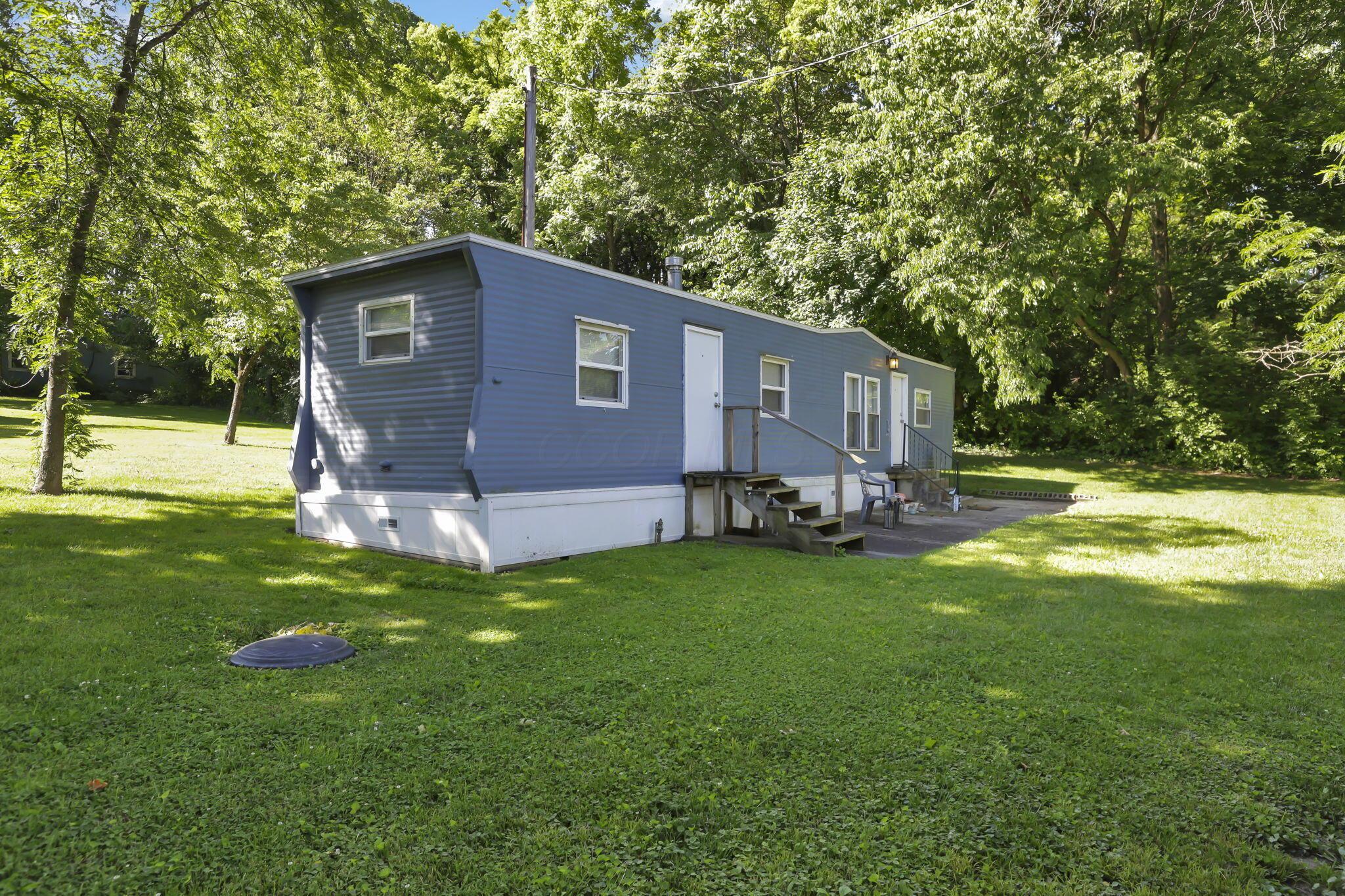 110 S Walnut Street Property Photo 10