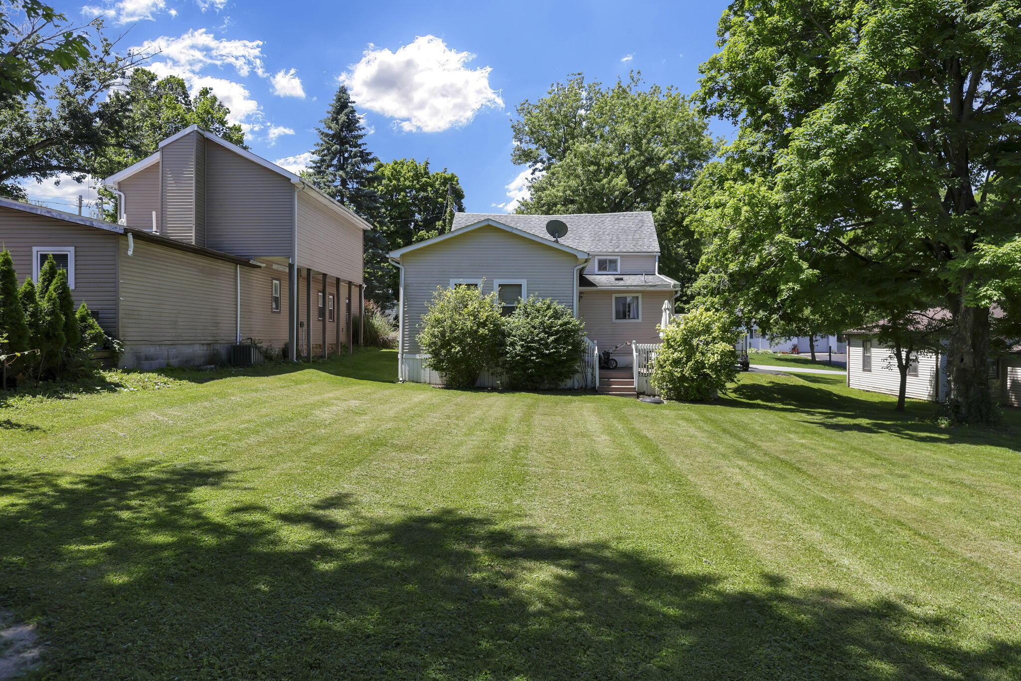 178 E South Street Property Photo 10
