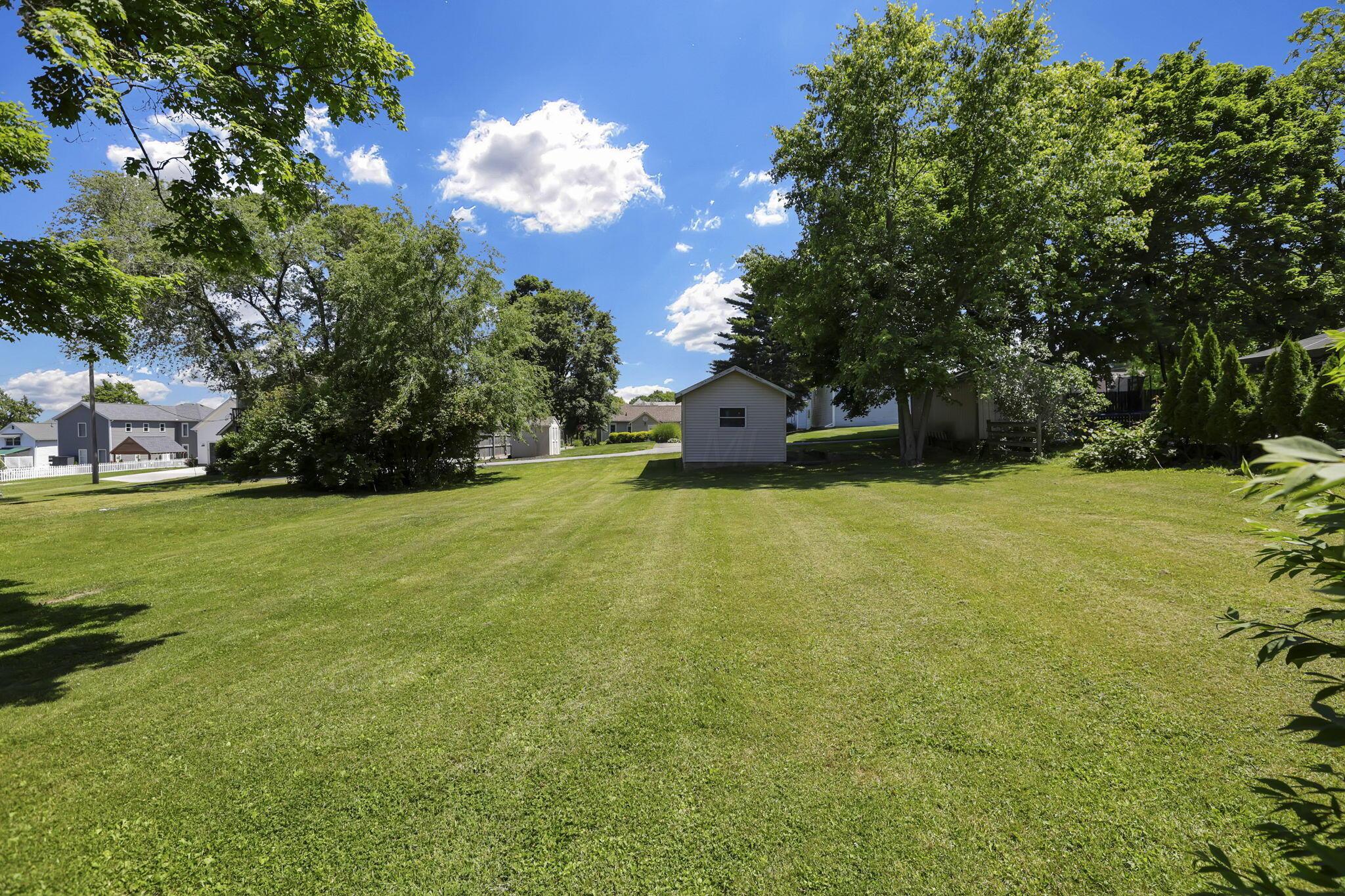 178 E South Street Property Photo 12
