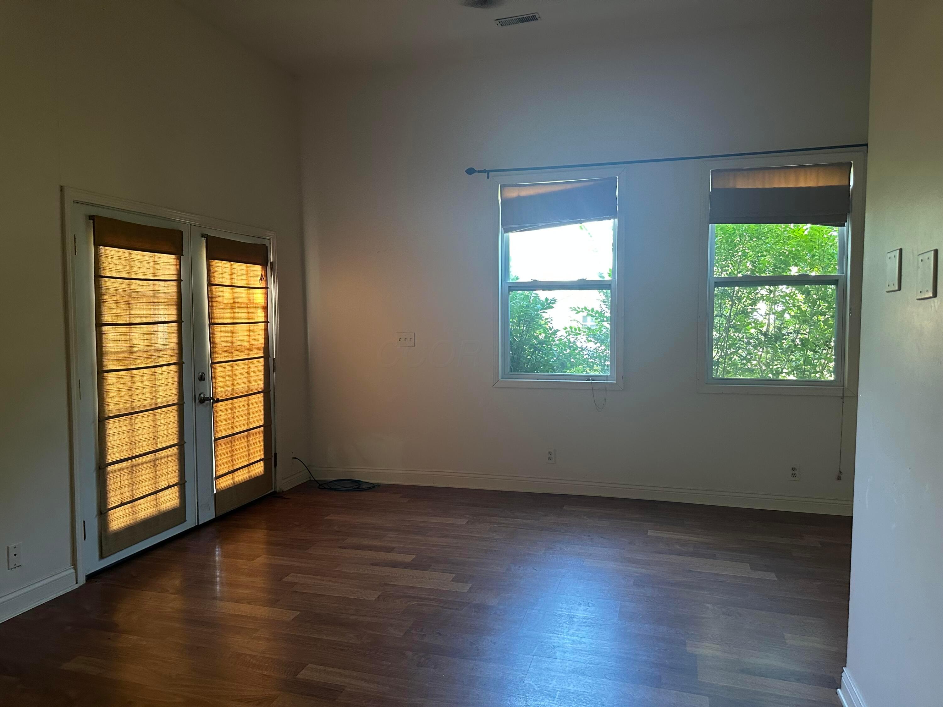 178 E South Street Property Photo 35