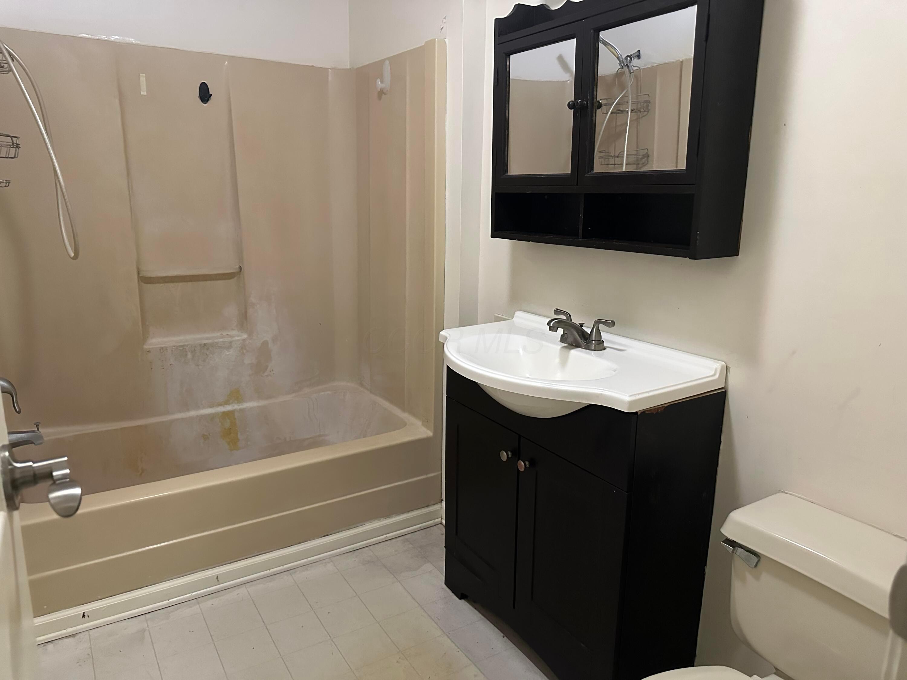 178 E South Street Property Photo 37