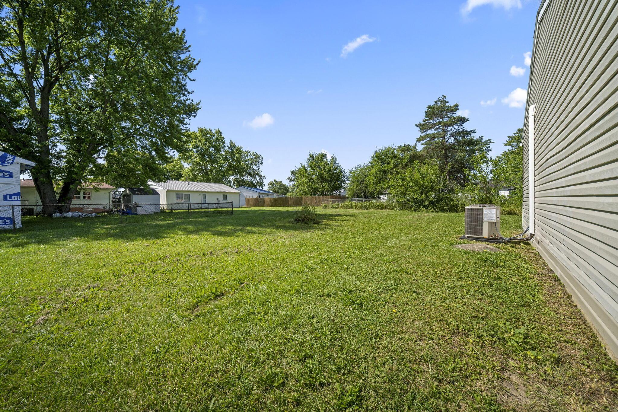 956 Jamaica Drive Property Photo 25