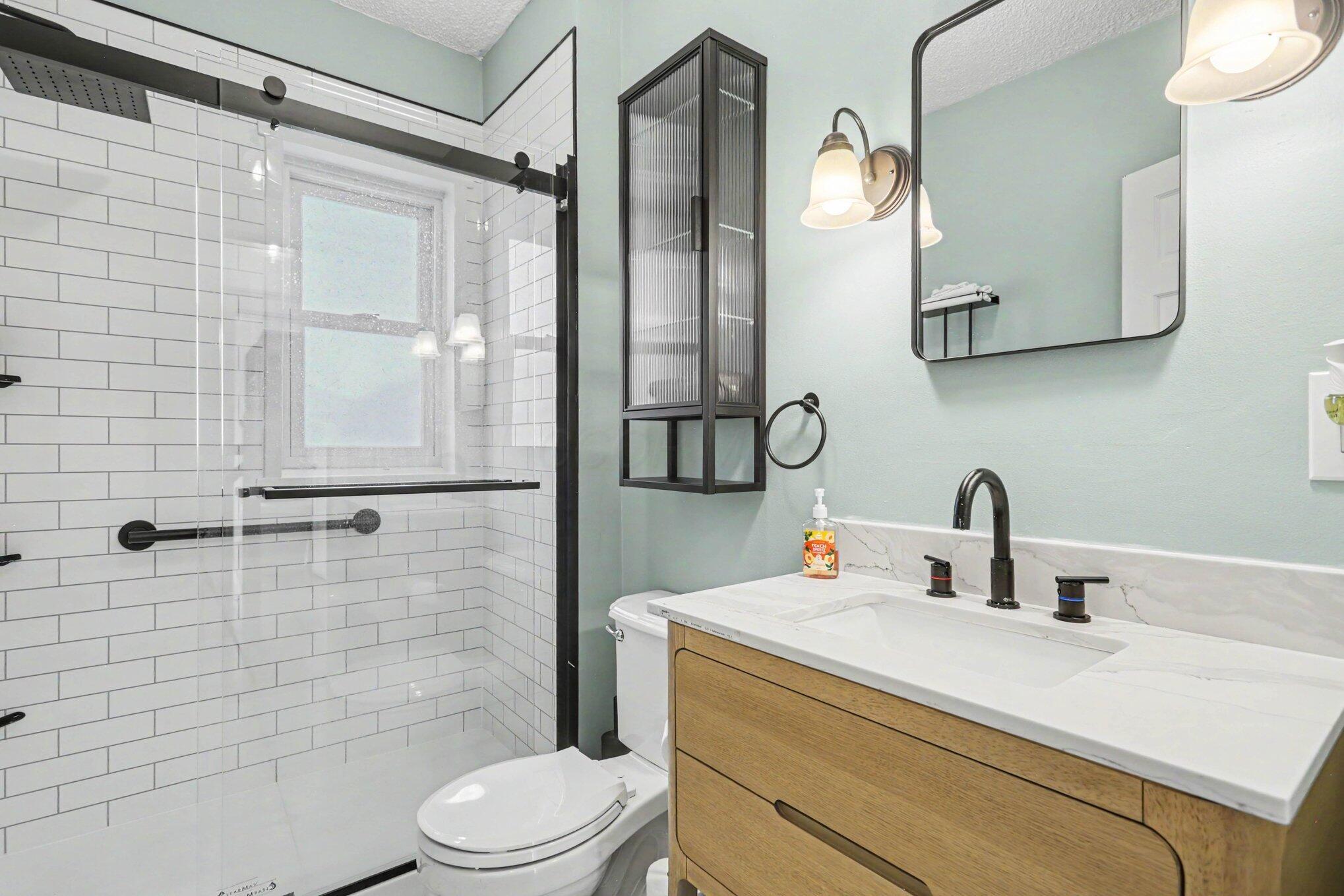 982 Highland Street Property Photo 15