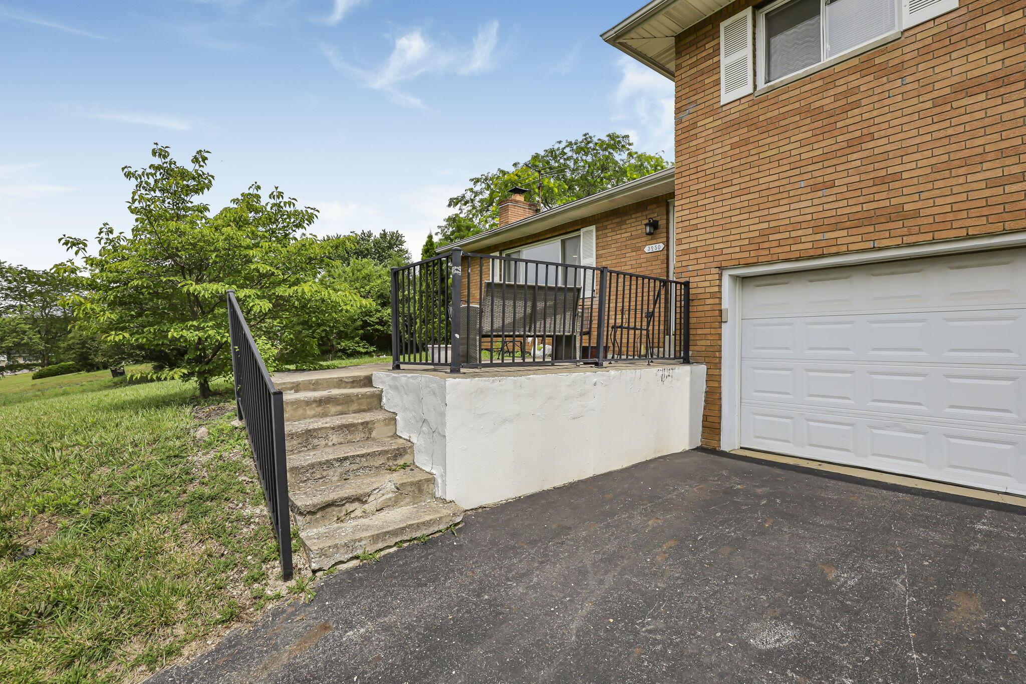 3250 Darracq Circle Property Photo 9