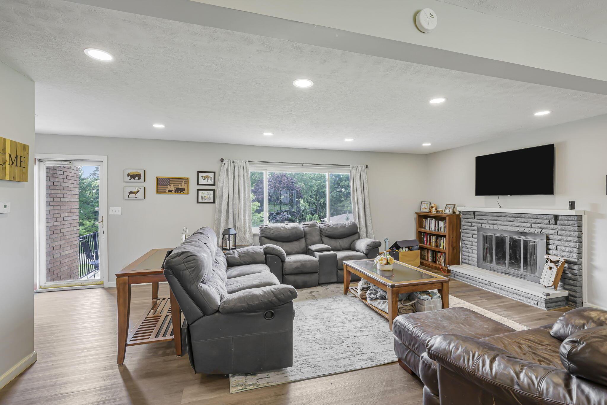 3250 Darracq Circle Property Photo 16