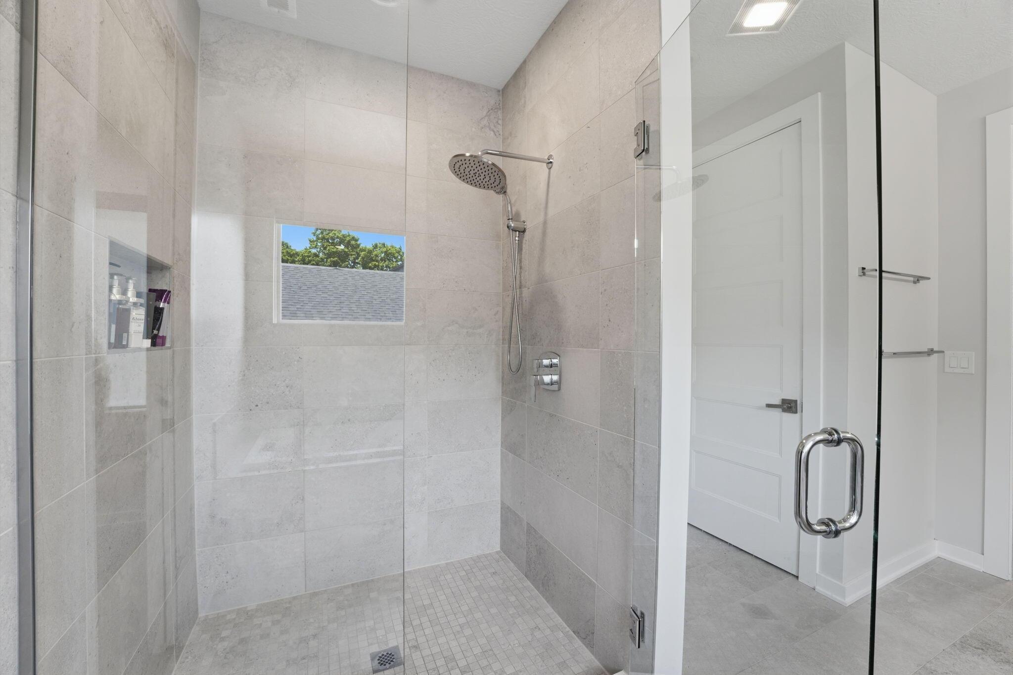 1015 Lale Point Property Photo 30