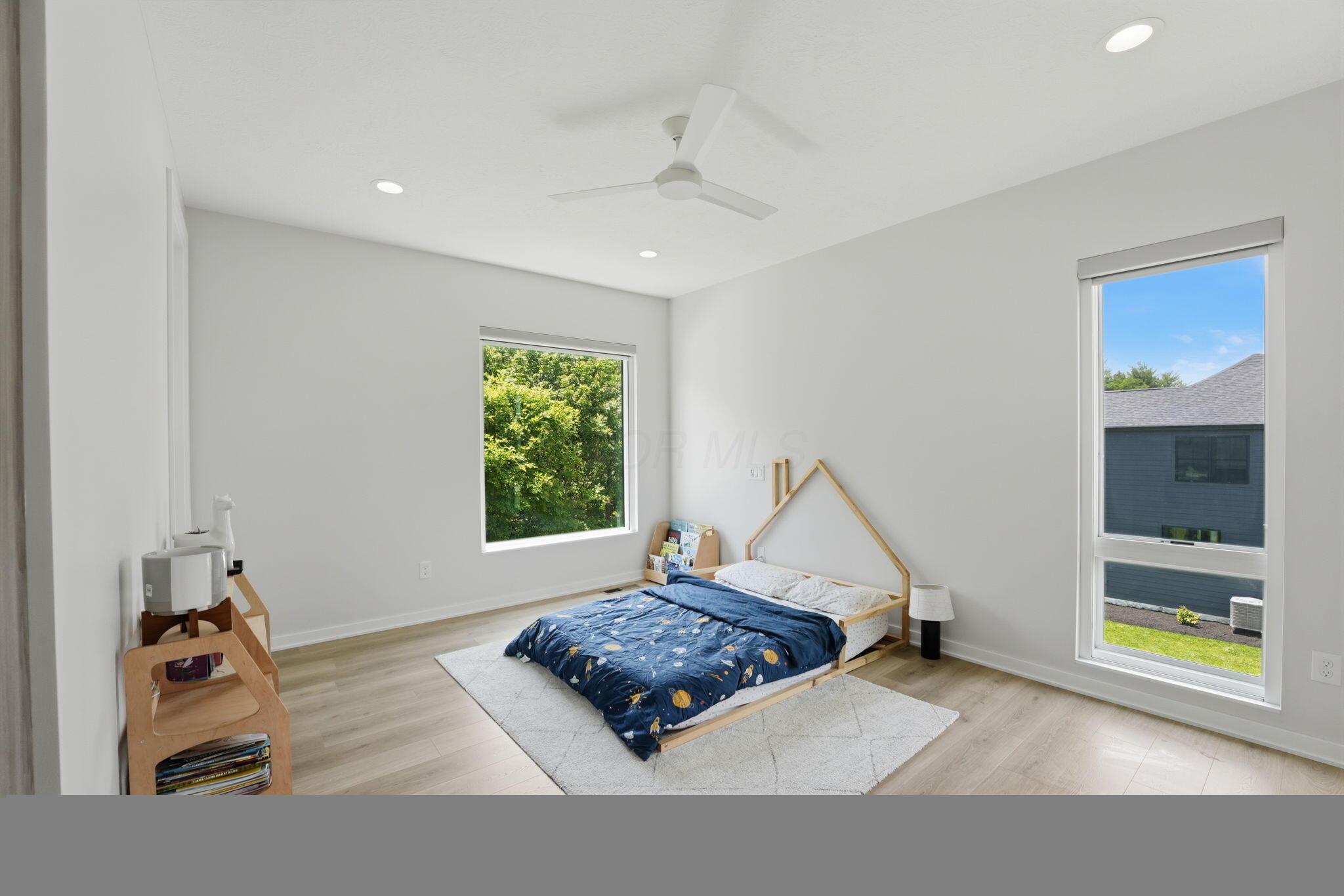 1015 Lale Point Property Photo 43