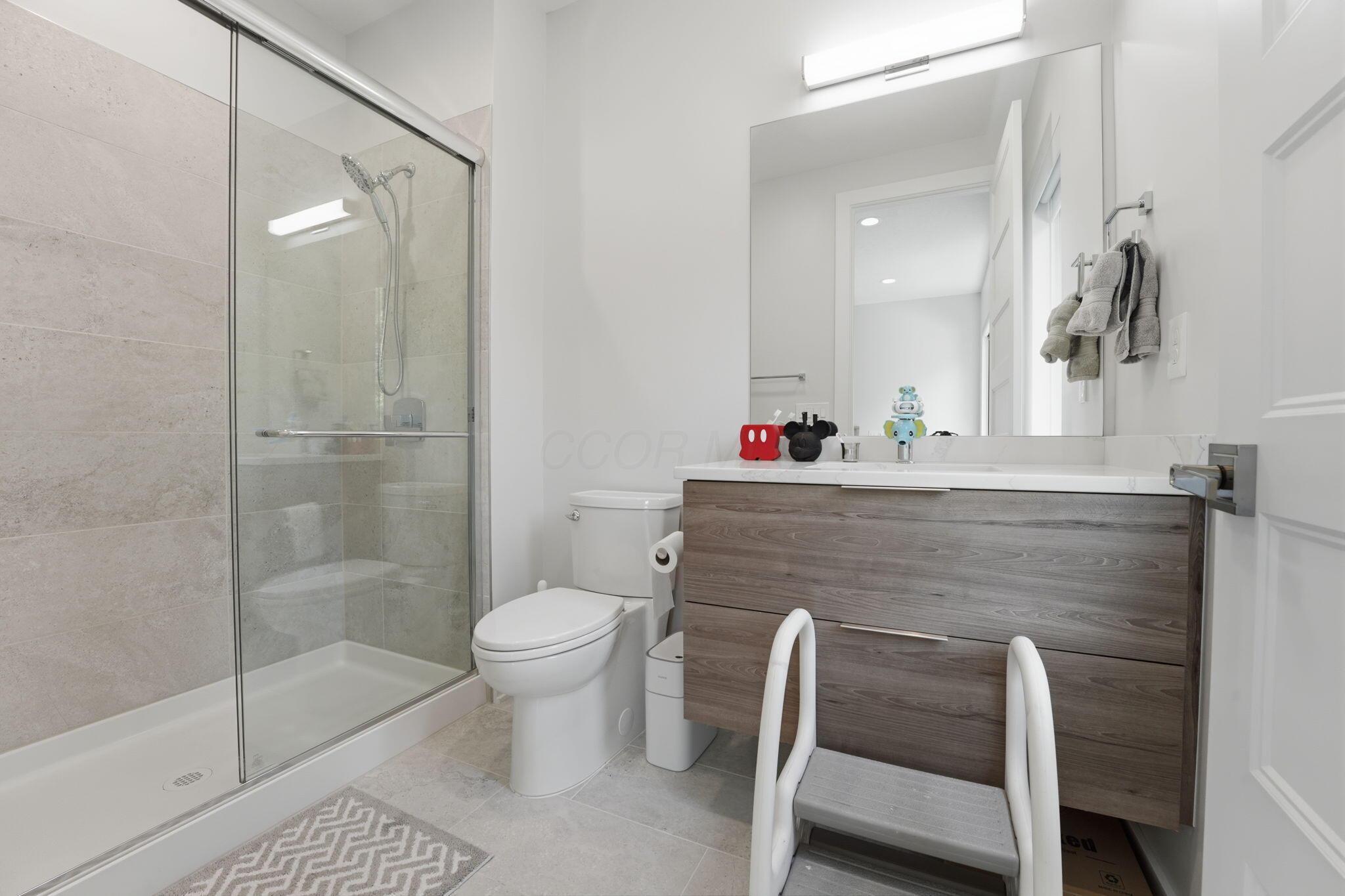 1015 Lale Point Property Photo 45